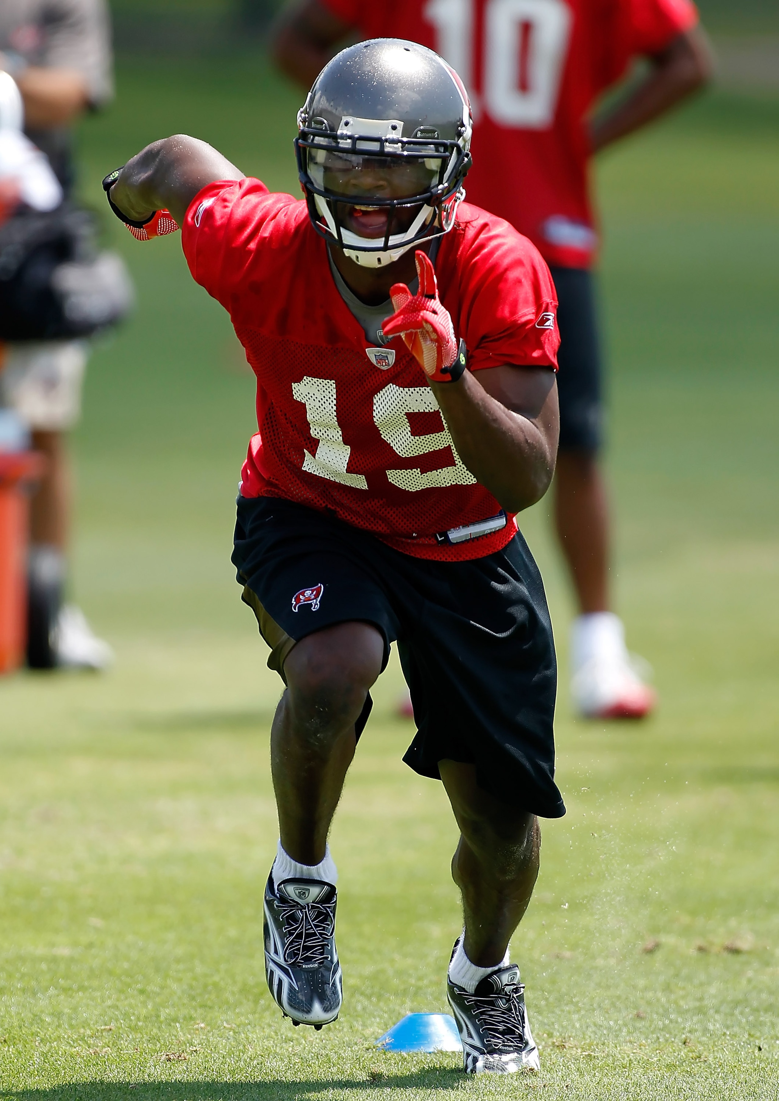 TAMPA, FL - MAY 01: Receiver Mike Williams #19 of the Tampa Bay Buccaneers runs during the Buccaneers Rookie mini camp at One Buccaneer Place on May 1, 2010 in Tampa, Florida. (Photo by J. Meric/Getty Images) TAMPA, FL - MAY 01: Receiver Mike Williams #19 of the Tampa Bay Buccaneers runs during the Buccaneers Rookie mini camp at One Buccaneer Place on May 1, 2010 in Tampa, Florida. (Photo by J. Meric/Getty Images)