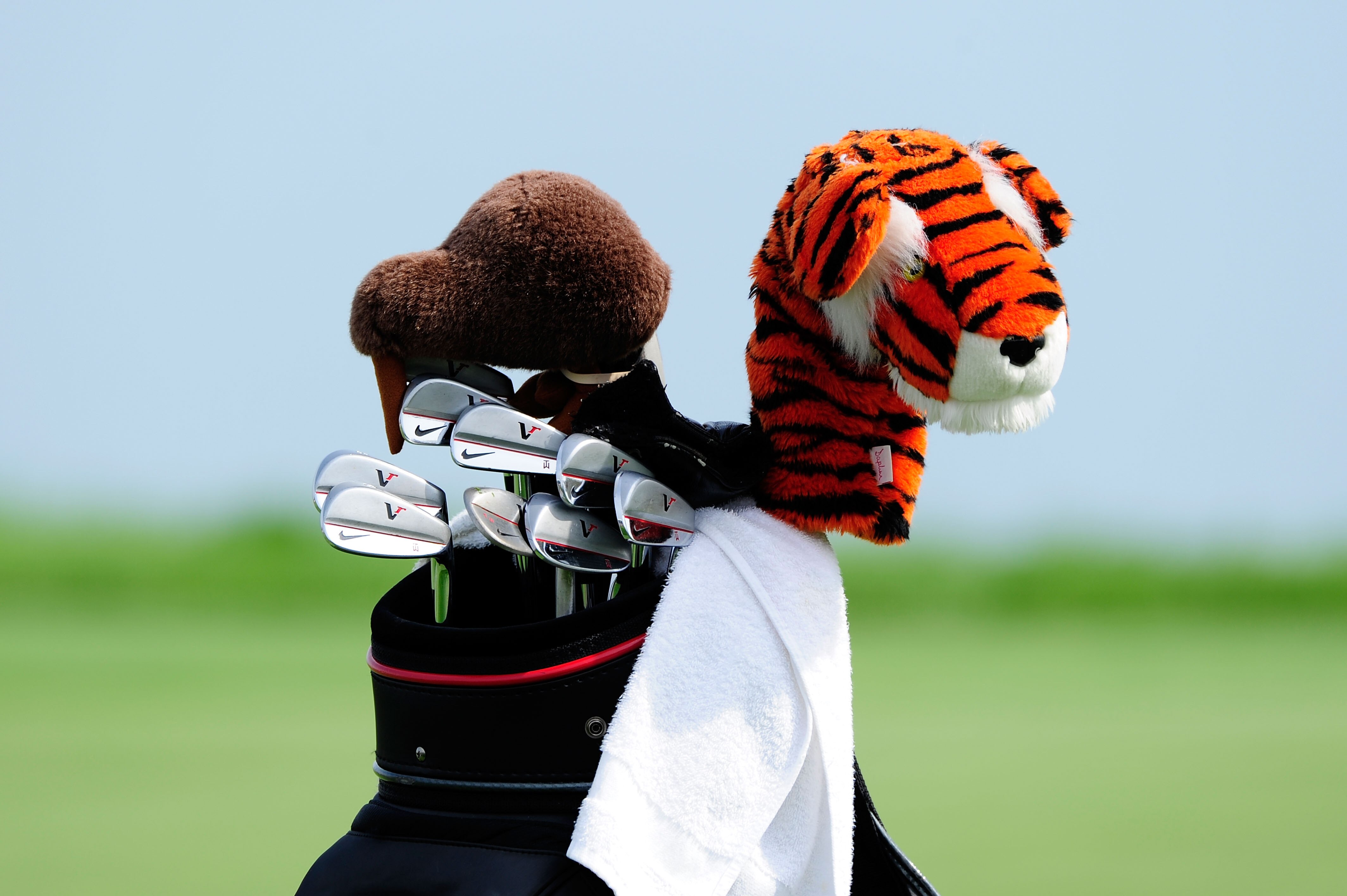KOHLER, WI - AUGUST 10:  The bag and clubs of Tiger Woods is seen during a practice round prior to the start of the 92nd PGA Championship on the Straits Course at Whistling Straits on August 10, 2010 in Kohler, Wisconsin.  (Photo by Stuart Franklin/Getty