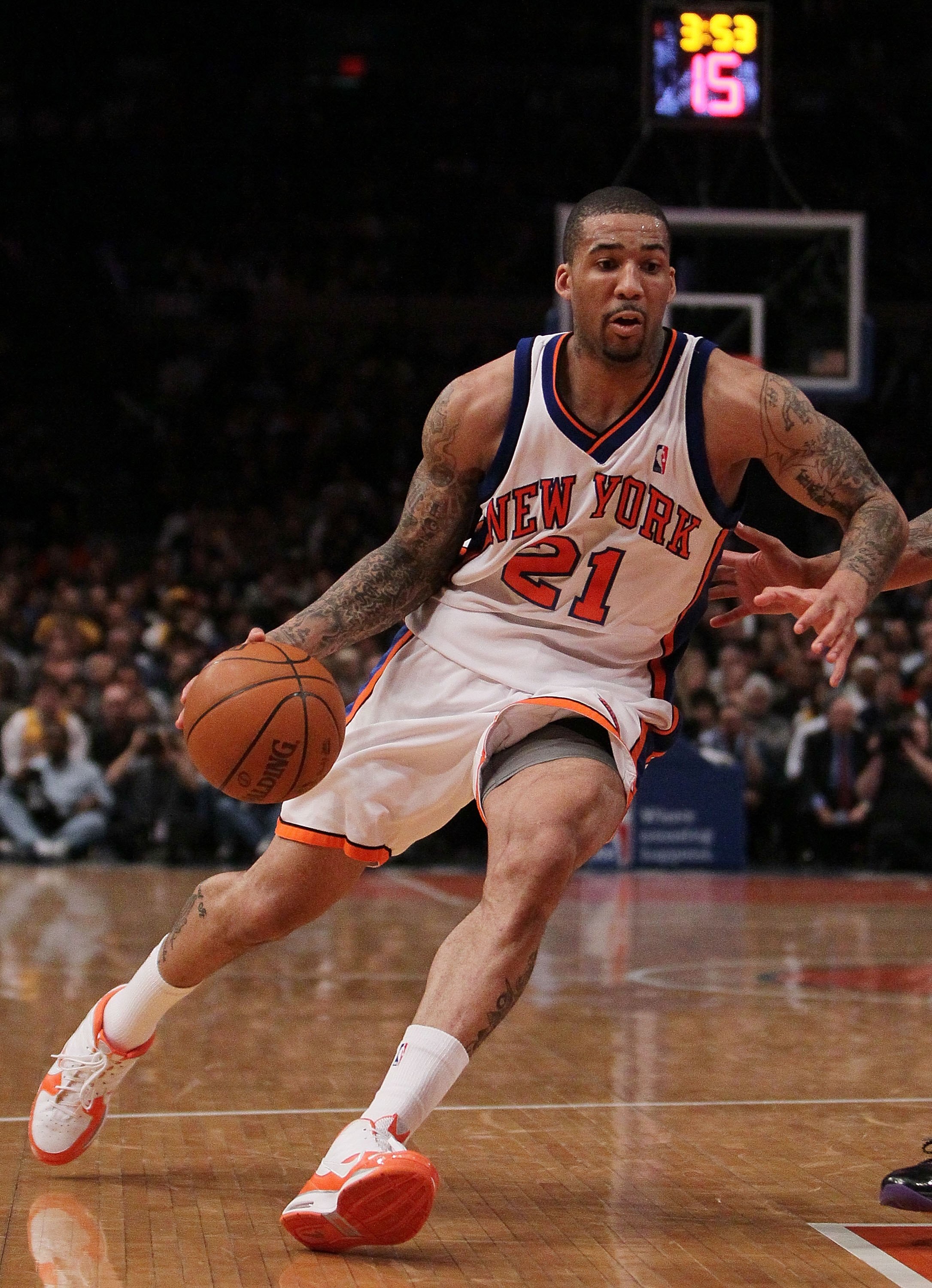 NEW YORK - JANUARY 22:  Wilson Chandler #21 of the New York Knicks in action against   the Los Angeles Lakers during their game at Madison Square Garden on January 22, 2010 in New York, New York.  NOTE TO USER: User expressly acknowledges and agrees that,