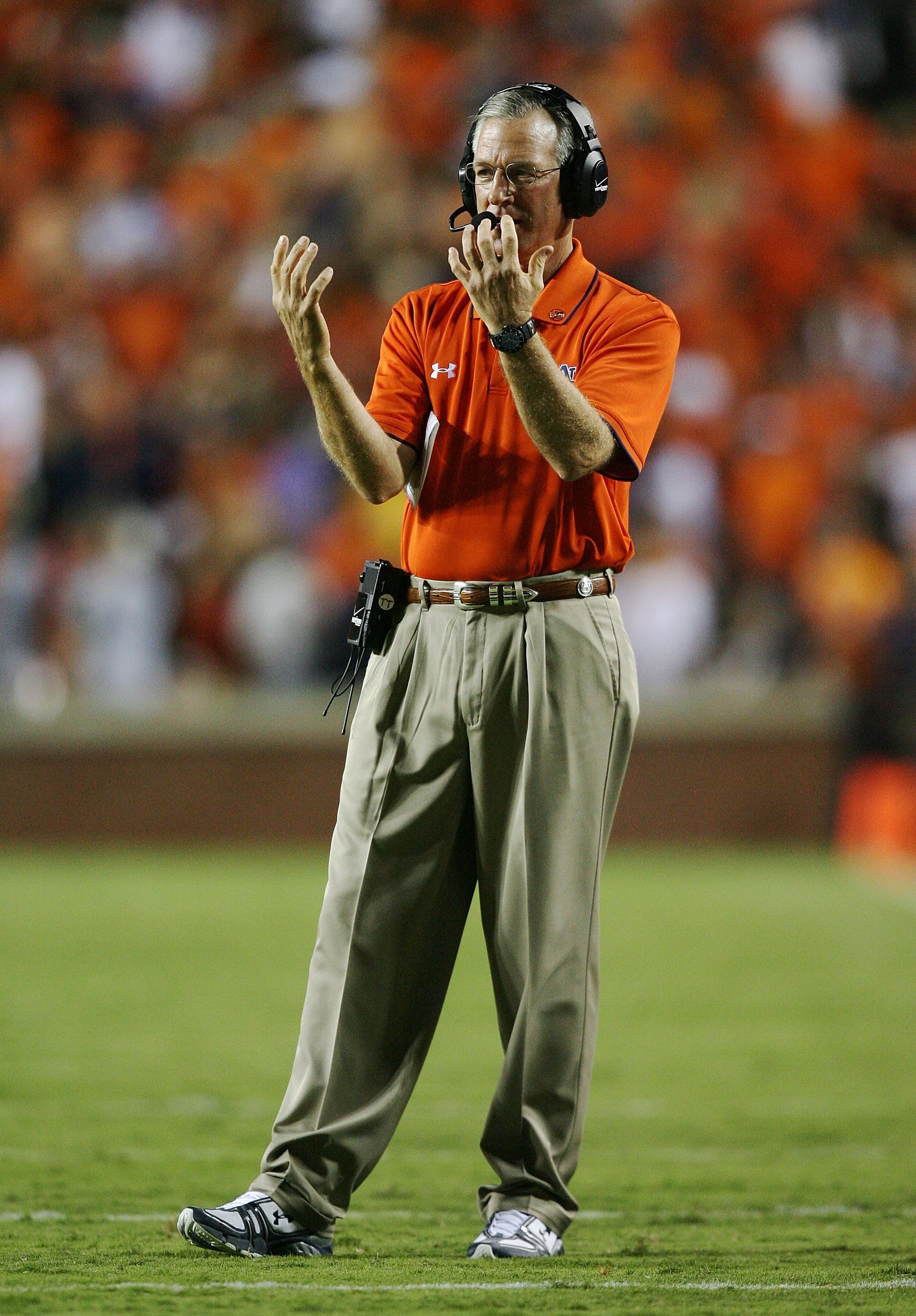 AUBURN, AL - SEPTEMBER 20:  Head coach Tommy Tuberville of the Auburn Tigers directs his team take on the LSU Tigers at Jordan-Hare Stadium on September 20, 2008 in Auburn, Alabama. LSU defeated Auburn 26-21.  (Photo by Doug Benc/Getty Images)