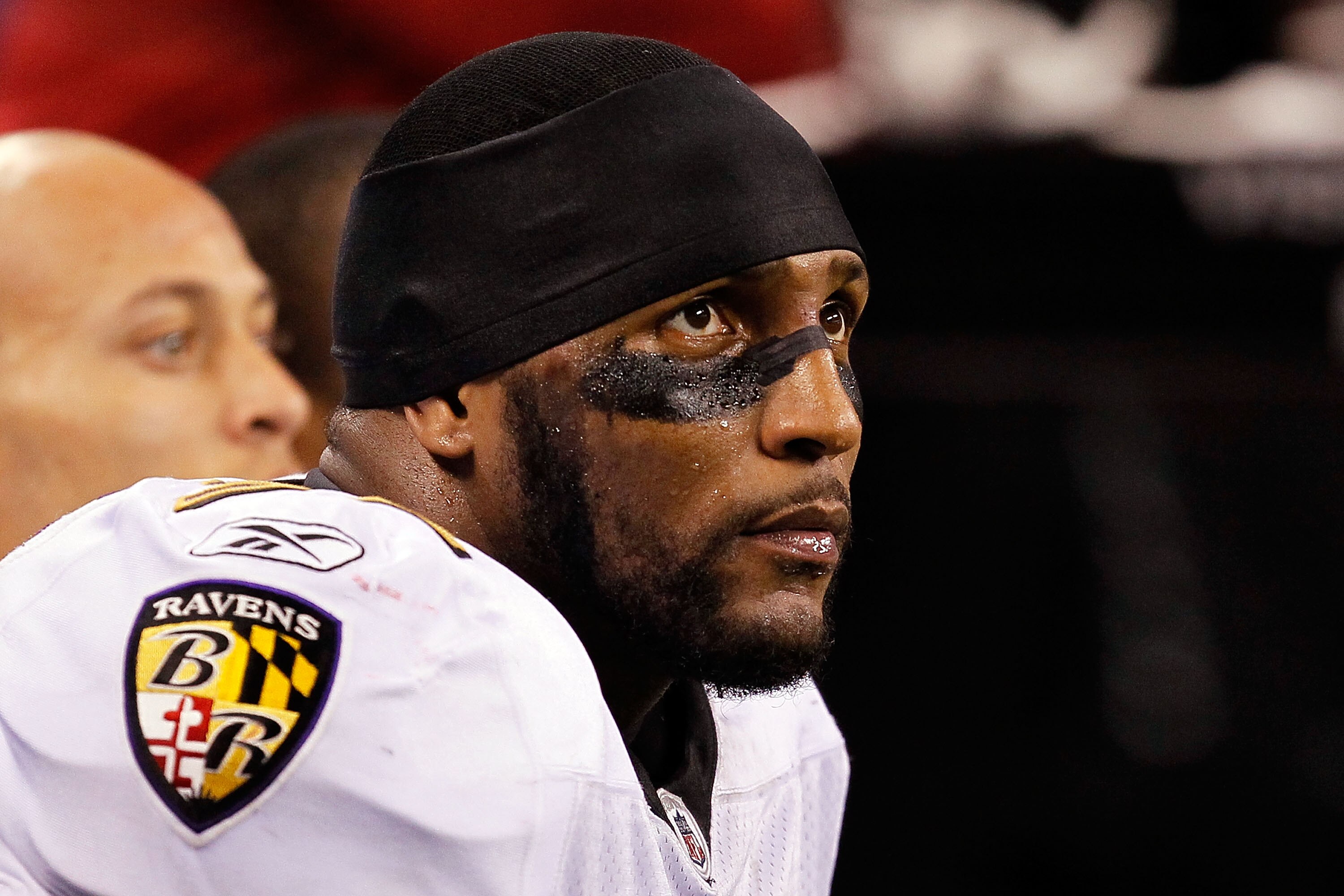 INDIANAPOLIS - JANUARY 16:  Ray Lewis #52 of the Baltimore Ravens looks on from the bench in the third quarter against the of the Indianapolis Colts in the AFC Divisional Playoff Game at Lucas Oli Stadium on January 16, 2010 in Indianapolis, Indiana.  (Ph