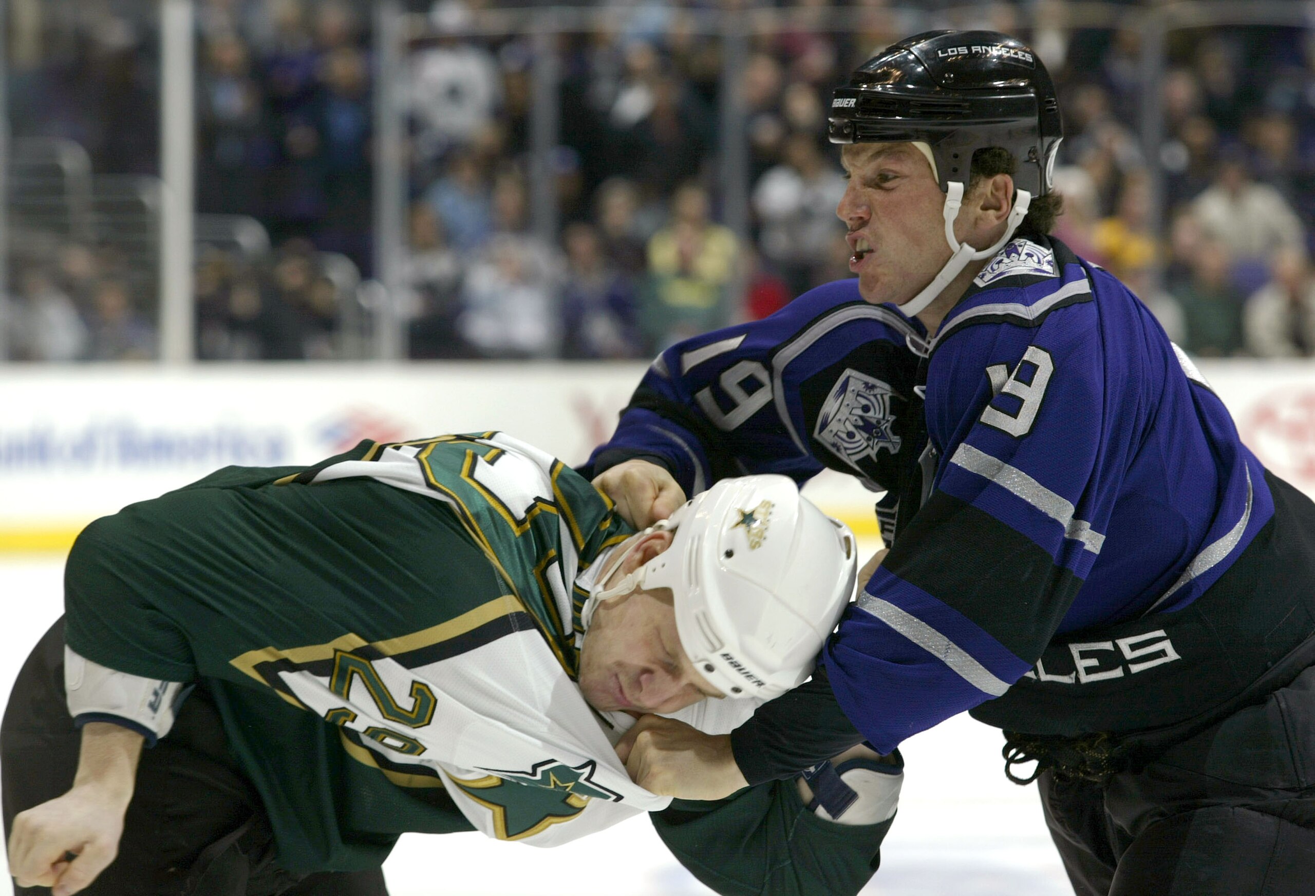 LOS ANGELES - DECEMBER 4: Sean Avery #19 of the Los Angeles Kings fights with Steve Ott #29 of the Dallas Stars during the first period of the game on December 4, 2003 at Staples Center in Los Angeles, California. (Photo by Robert Laberge/Getty Images) LOS ANGELES - DECEMBER 4: Sean Avery #19 of the Los Angeles Kings fights with Steve Ott #29 of the Dallas Stars during the first period of the game on December 4, 2003 at Staples Center in Los Angeles, California. (Photo by Robert Laberge/Getty Images)