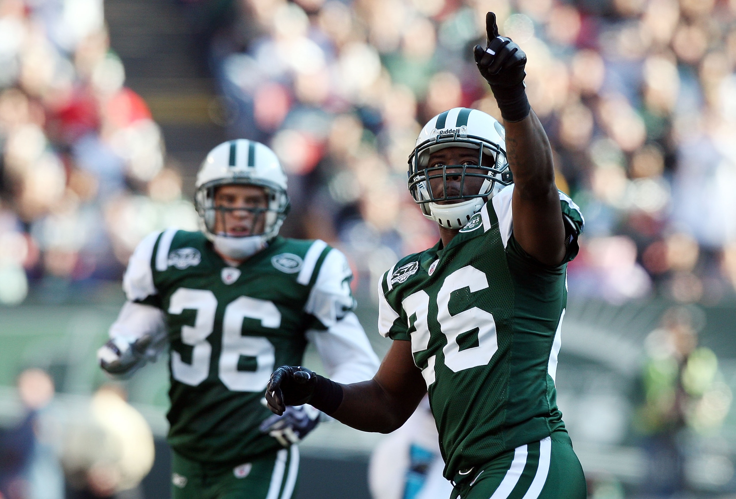 EAST RUTHERFORD, NJ - NOVEMBER 29:  Lito Sheppard #26 of the New York Jets celebrates after a tackle against the Carolina Panthers on November 29, 2009 at Giants Stadium in East Rutherford, New Jersey.  (Photo by Jim McIsaac/Getty Images)