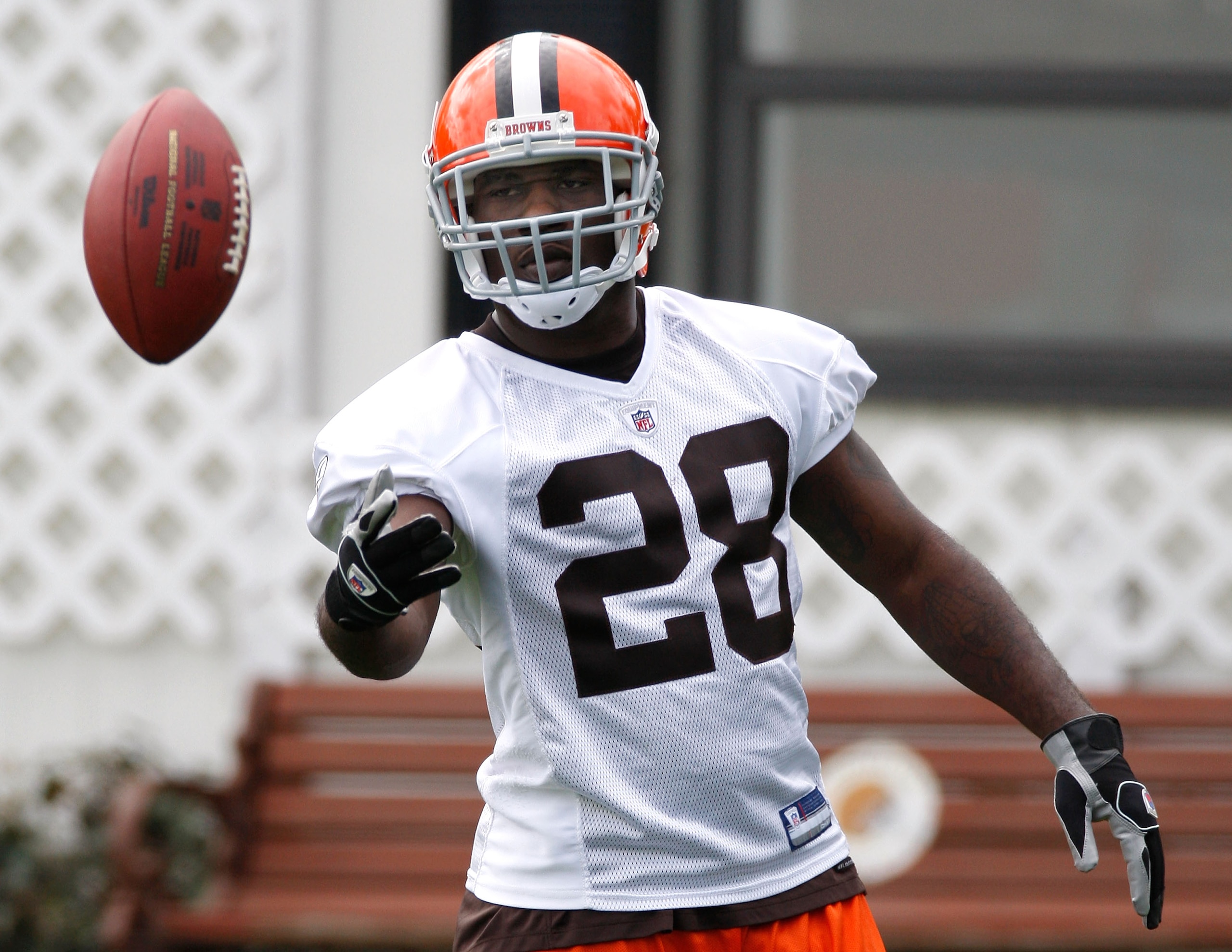 BEREA, OH - MAY 02:  James Davis #28 of the Cleveland Browns tosses a ball to a coach during rookie mini camp at the Cleveland Browns Training and Administrative Complex on May 2, 2009 in Berea, Ohio.  (Photo by Gregory Shamus/Getty Images)