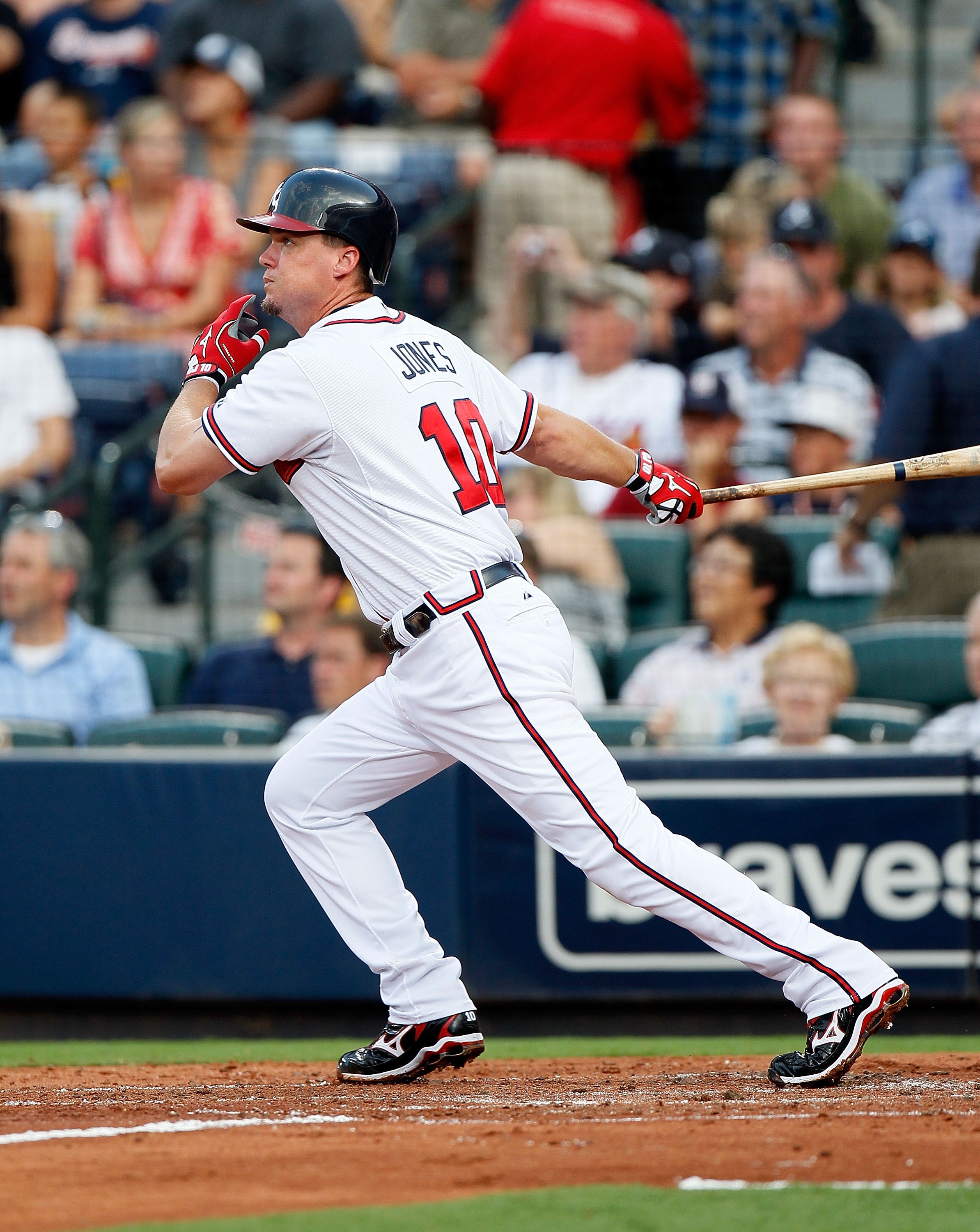 ATLANTA - JULY 15:  Chipper Jones #10 of the Atlanta Braves against the Milwaukee Brewers at Turner Field on July 15, 2010 in Atlanta, Georgia.  (Photo by Kevin C. Cox/Getty Images)