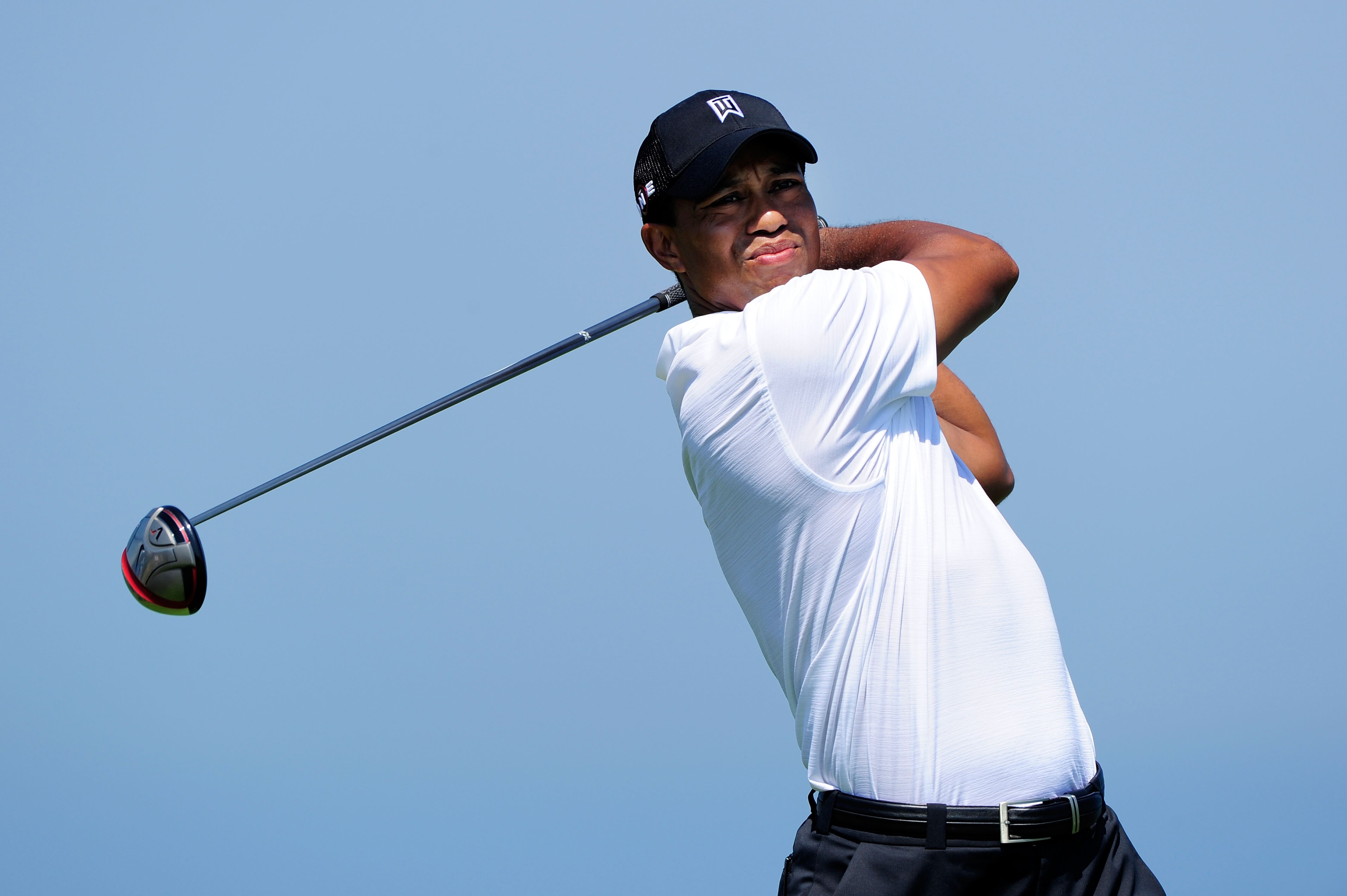 KOHLER, WI - AUGUST 12:  Tiger Woods hits his tee shot on the 16th hole during the first round of the 92nd PGA Championship on the Straits Course at Whistling Straits on August 12, 2010 in Kohler, Wisconsin.  (Photo by Stuart Franklin/Getty Images)
