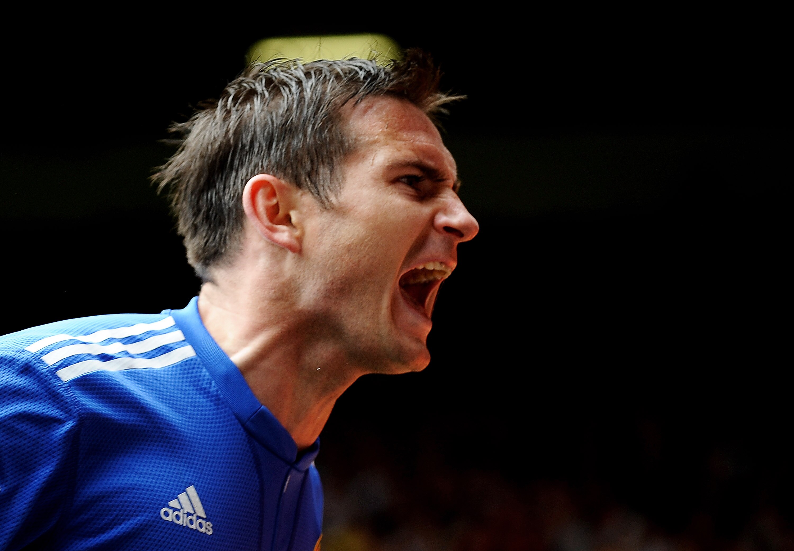 LIVERPOOL, ENGLAND - MAY 02:  Frank Lampard (R) of Chelsea after scoring his team's second goal during the Barclays Premier League match between Liverpool and Chelsea at Anfield on May 2, 2010 in Liverpool, England.  (Photo by Laurence Griffiths/Getty Ima