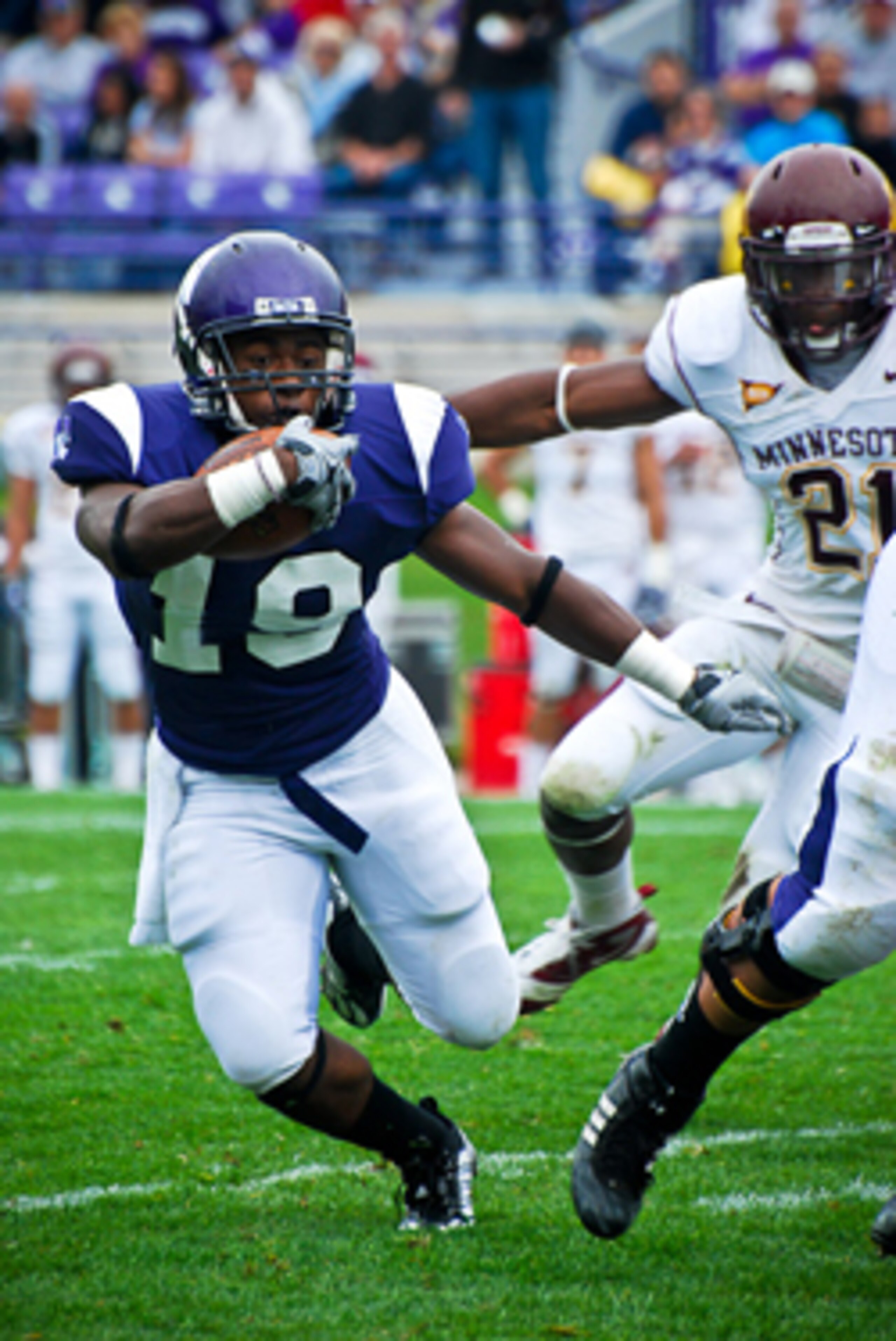 Arby Fields of Northwestern takes one to the outside