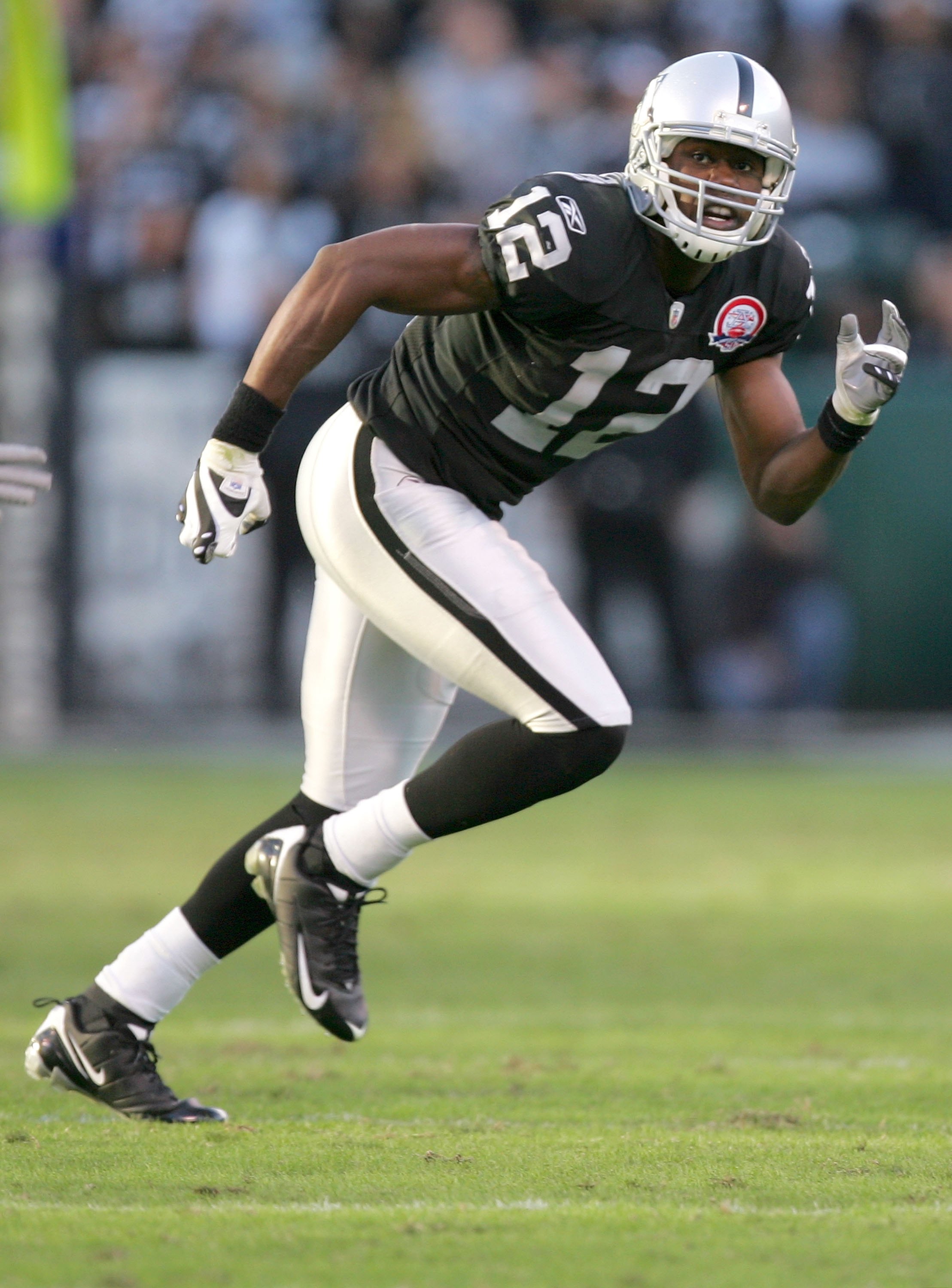 OAKLAND, CA - NOVEMBER 15:  Darrius Heyward-Bey #12 of the Oakland Raiders looks for the ball during their game against the Kansas City Chiefs at Oakland-Alameda County Coliseum on November 15, 2009 in Oakland, California.  (Photo by Ezra Shaw/Getty Image