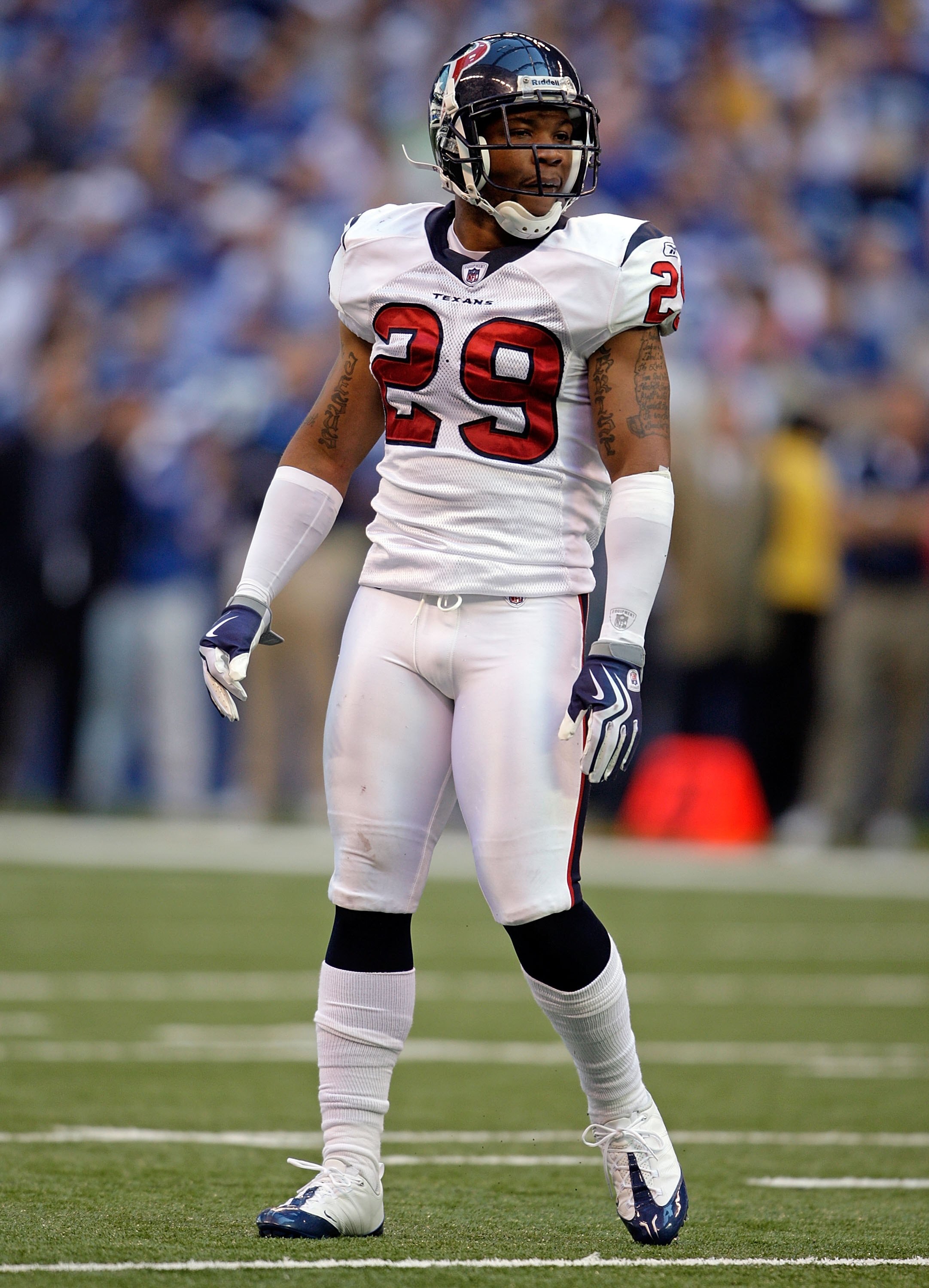 INDIANAPOLIS - NOVEMBER 8: Glover Quin #29 of the Houston Texans is pictured during the NFL game against the Indianapolis Colts at Lucas Oil Stadium on November 8, 2009 in Indianapolis, Indiana. The Colts defeated the Texans 20-17. (Photo by Andy Lyons/Ge