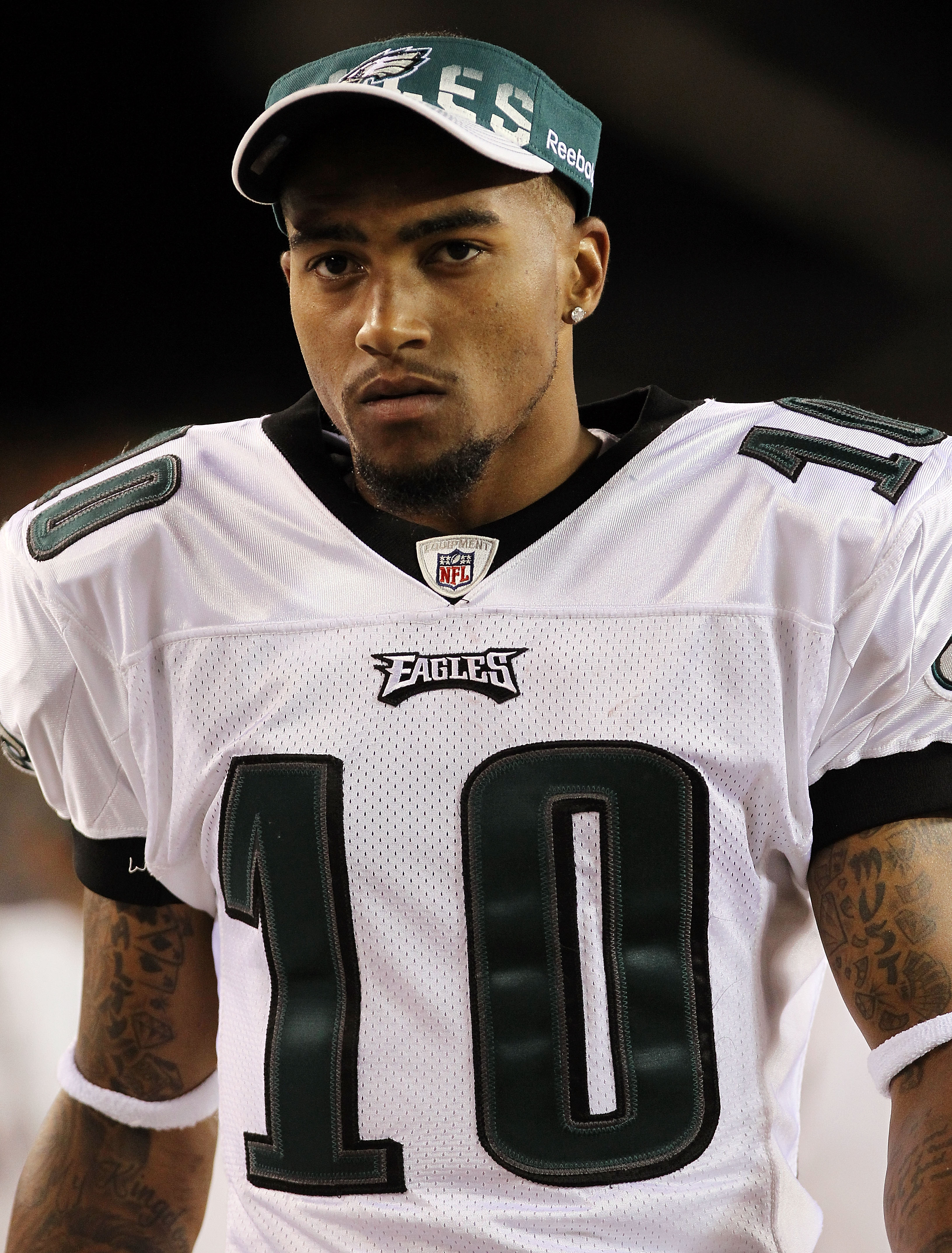 PHILADELPHIA - AUGUST 13: DeSean Jackson #10 of the Philadelphia Eagles on the sideline against the Jacksonville Jaguars during their preseason game at Lincoln Financial Field on August 13, 2010 in Philadelphia, Pennsylvania.  (Photo by Nick Laham/Getty I