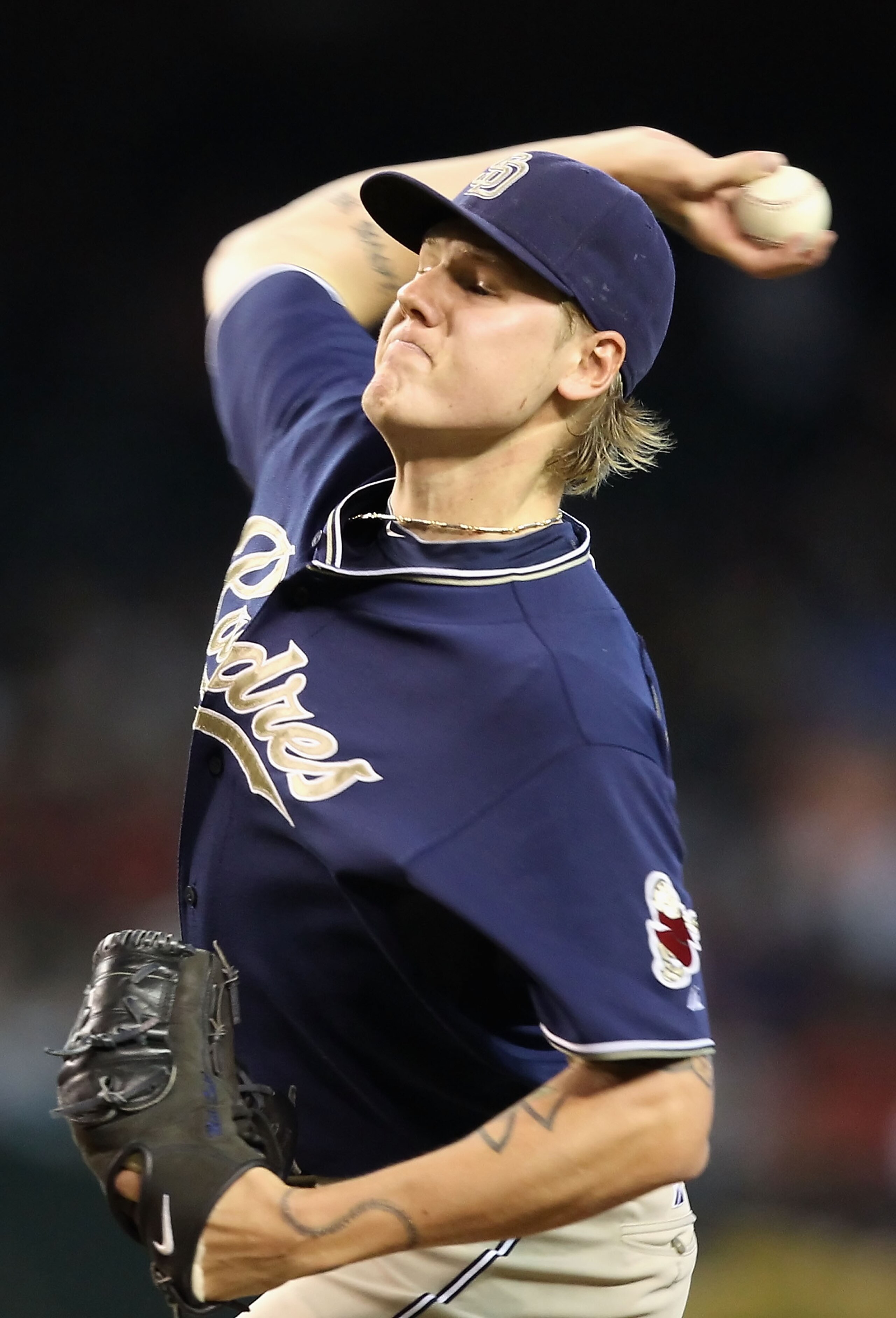 PHOENIX - AUGUST 08: Starting pitcher Mat Latos #38 of the San Diego Padres pitches against the Arizona Diamondbacks during the Major League Baseball game at Chase Field on August 8, 2010 in Phoenix, Arizona. (Photo by Christian Petersen/Getty Images) PHOENIX - AUGUST 08: Starting pitcher Mat Latos #38 of the San Diego Padres pitches against the Arizona Diamondbacks during the Major League Baseball game at Chase Field on August 8, 2010 in Phoenix, Arizona. (Photo by Christian Petersen/Getty Images)