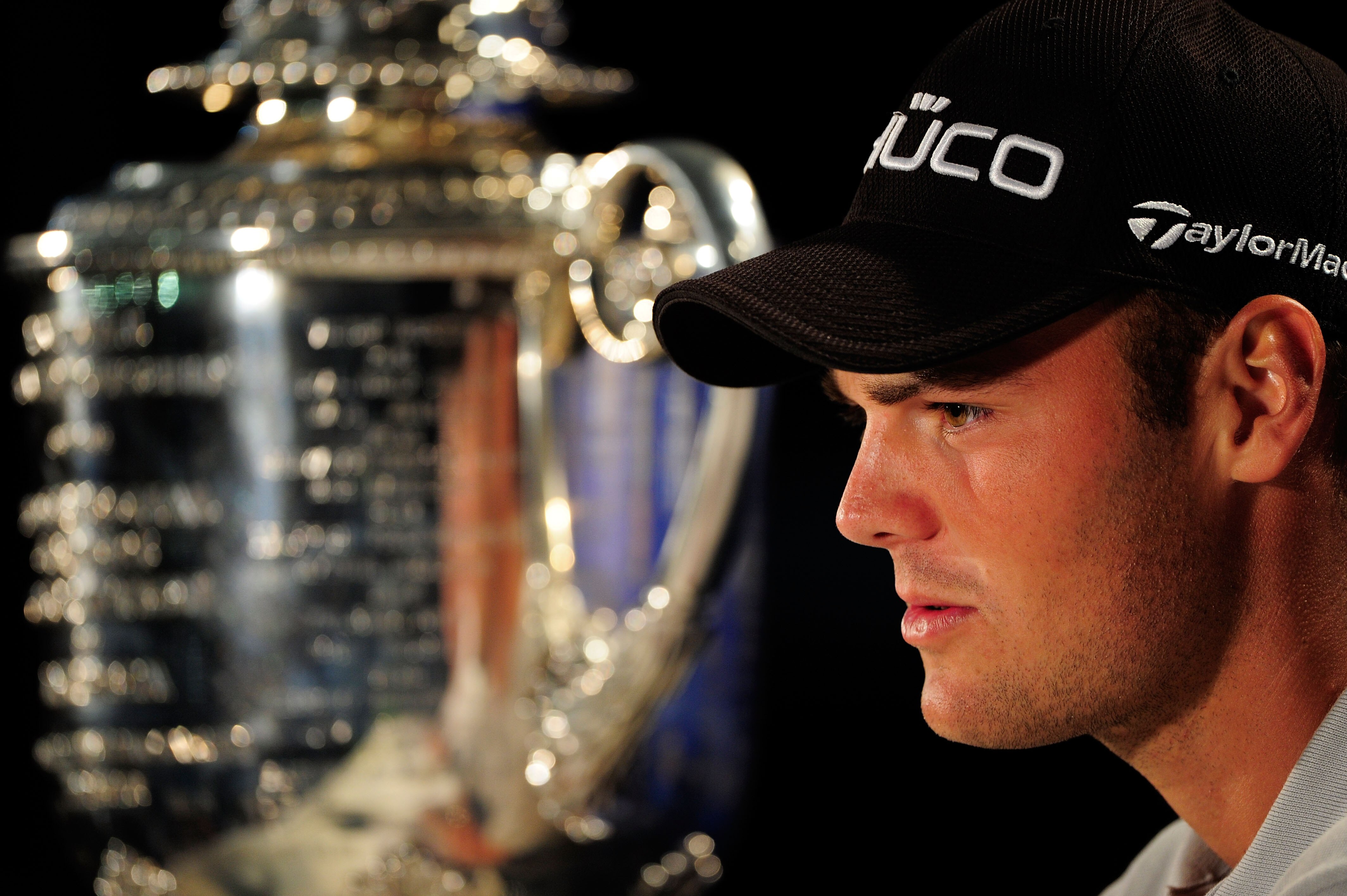 KOHLER, WI - AUGUST 15:  Dustin Johnson prepares to play his second shot on the 18th hole during the final round of the 92nd PGA Championship on the Straits Course at Whistling Straits on August 15, 2010 in Kohler, Wisconsin.  (Photo by Andy Lyons/Getty I