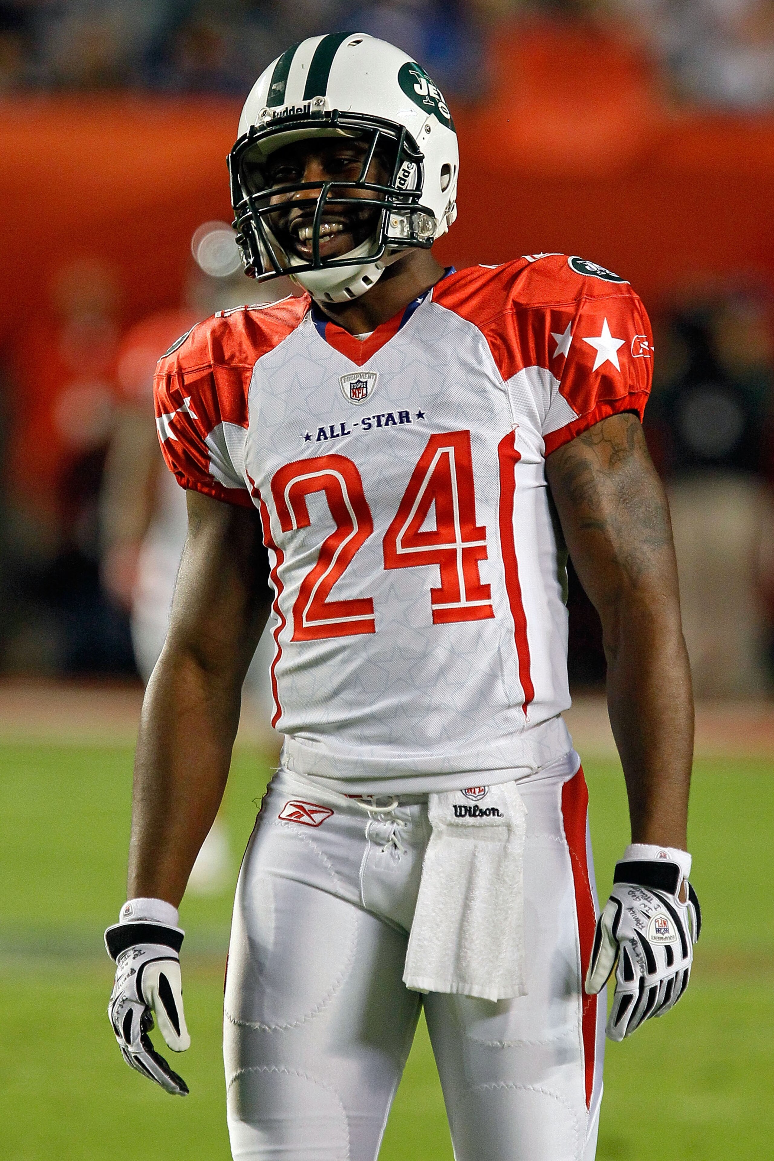 MIAMI GARDENS, FL - JANUARY 31:  Darrelle Revis of the New York Jets looks on during the 2010 AFC-NFC Pro Bowl at Sun Life Stadium on January 31, 2010 in Miami Gardens, Florida.  (Photo by Scott Halleran/Getty Images)