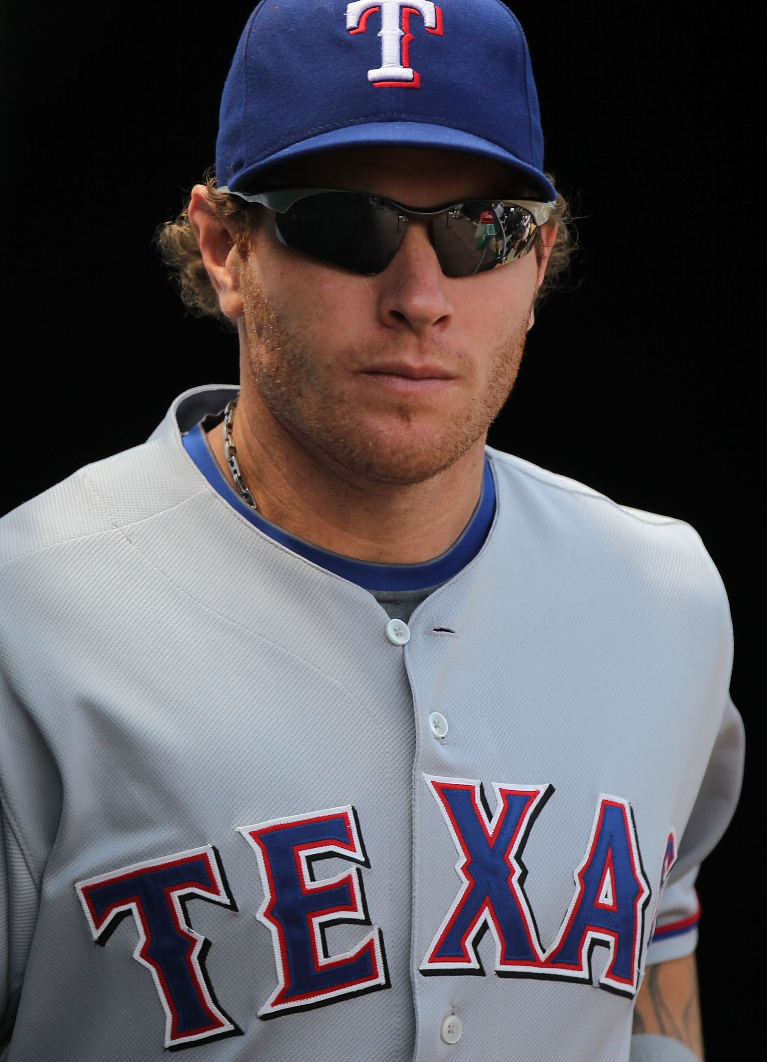 OAKLAND, CA - AUGUST 08:  Josh Hamilton #32 of the Texas Rangers looks on against the Oakland Athletics during an MLB game at the Oakland-Alameda County Coliseum on August 8, 2010 in Oakland, California.  (Photo by Jed Jacobsohn/Getty Images)