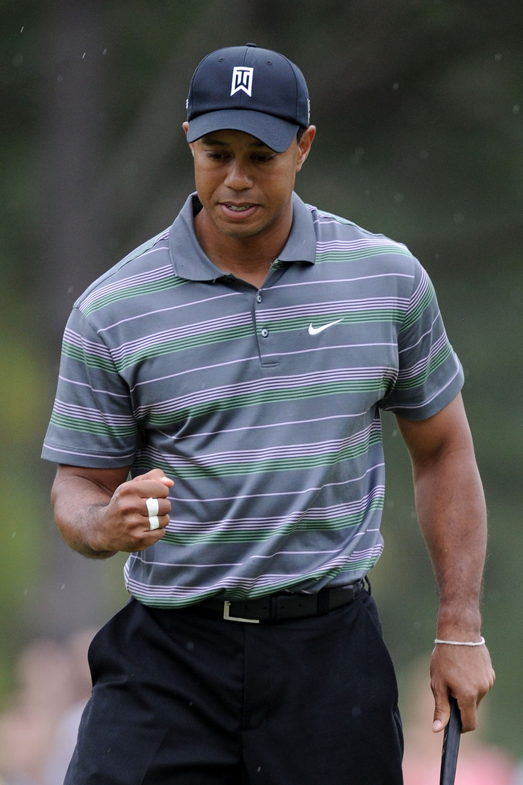 AUGUSTA, GA - APRIL 08:  Tiger Woods celebrates making eagle on the eighth hole during the first round of the 2010 Masters Tournament at Augusta National Golf Club on April 8, 2010 in Augusta, Georgia.  (Photo by Harry How/Getty Images)