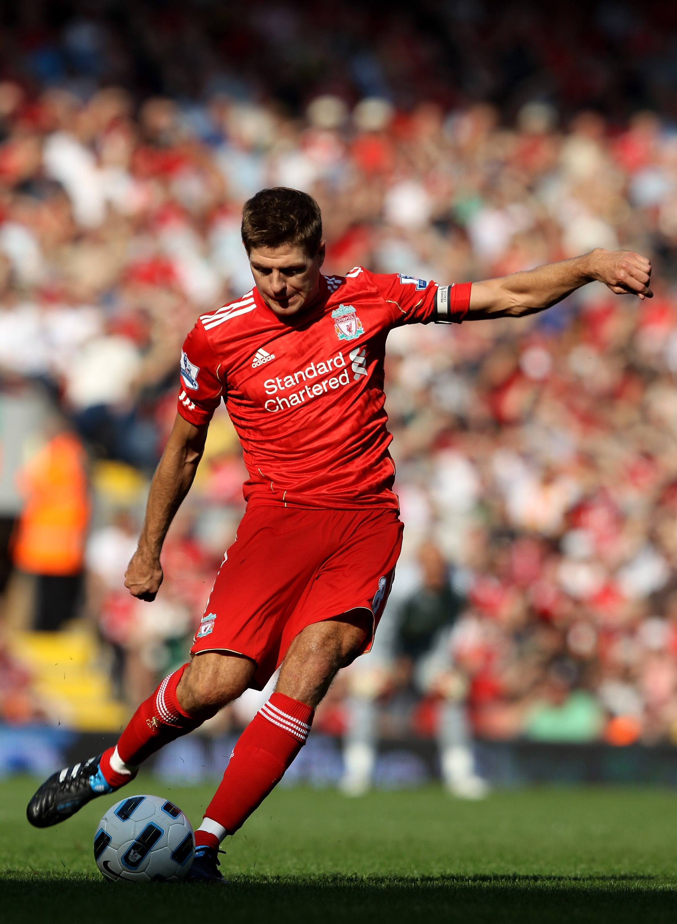 LIVERPOOL, ENGLAND - AUGUST 15:  Steven Gerrard of Liverpool in action during the Barclays Premier League match between Liverpool and Arsenal at Anfield on August 15, 2010 in Liverpool, England.  (Photo by Clive Brunskill/Getty Images)