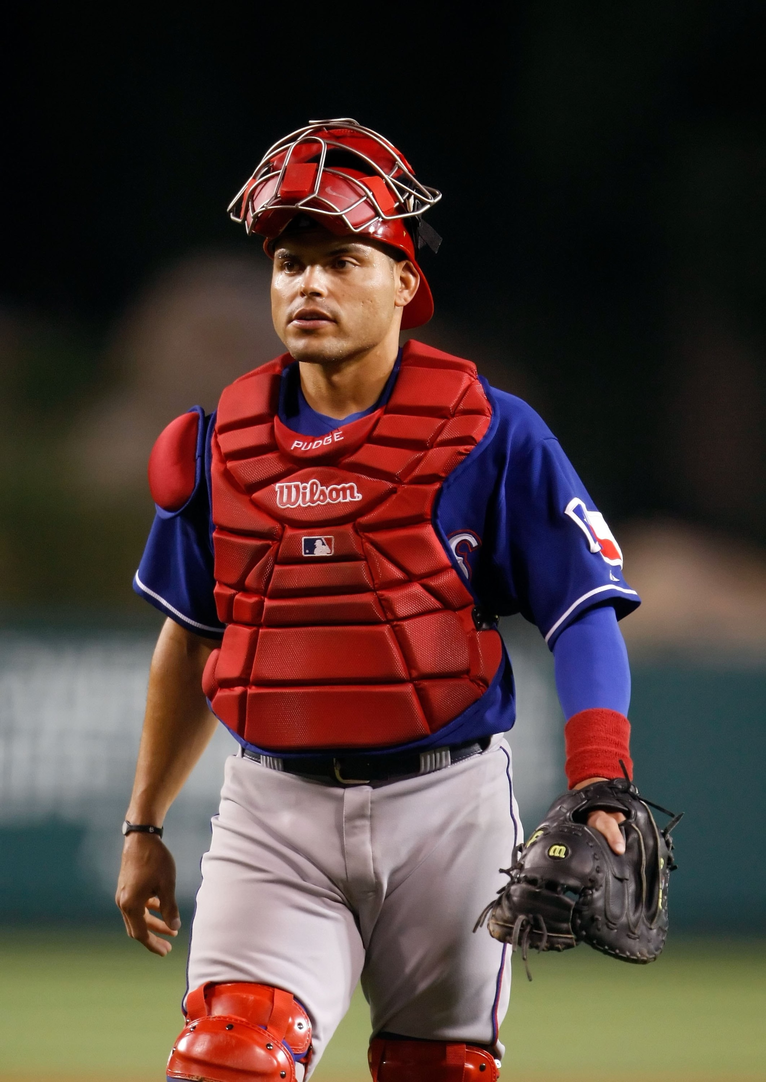 ANAHEIM, CA - SEPTEMBER 29:  Ivan Rodriguez #7 of the Texas Rangers walks back to the dugout against the Los Angeles Angels of Anaheim at Angel Stadium on September 29, 2009 in Anaheim, California.  (Photo by Jeff Gross/Getty Images)
