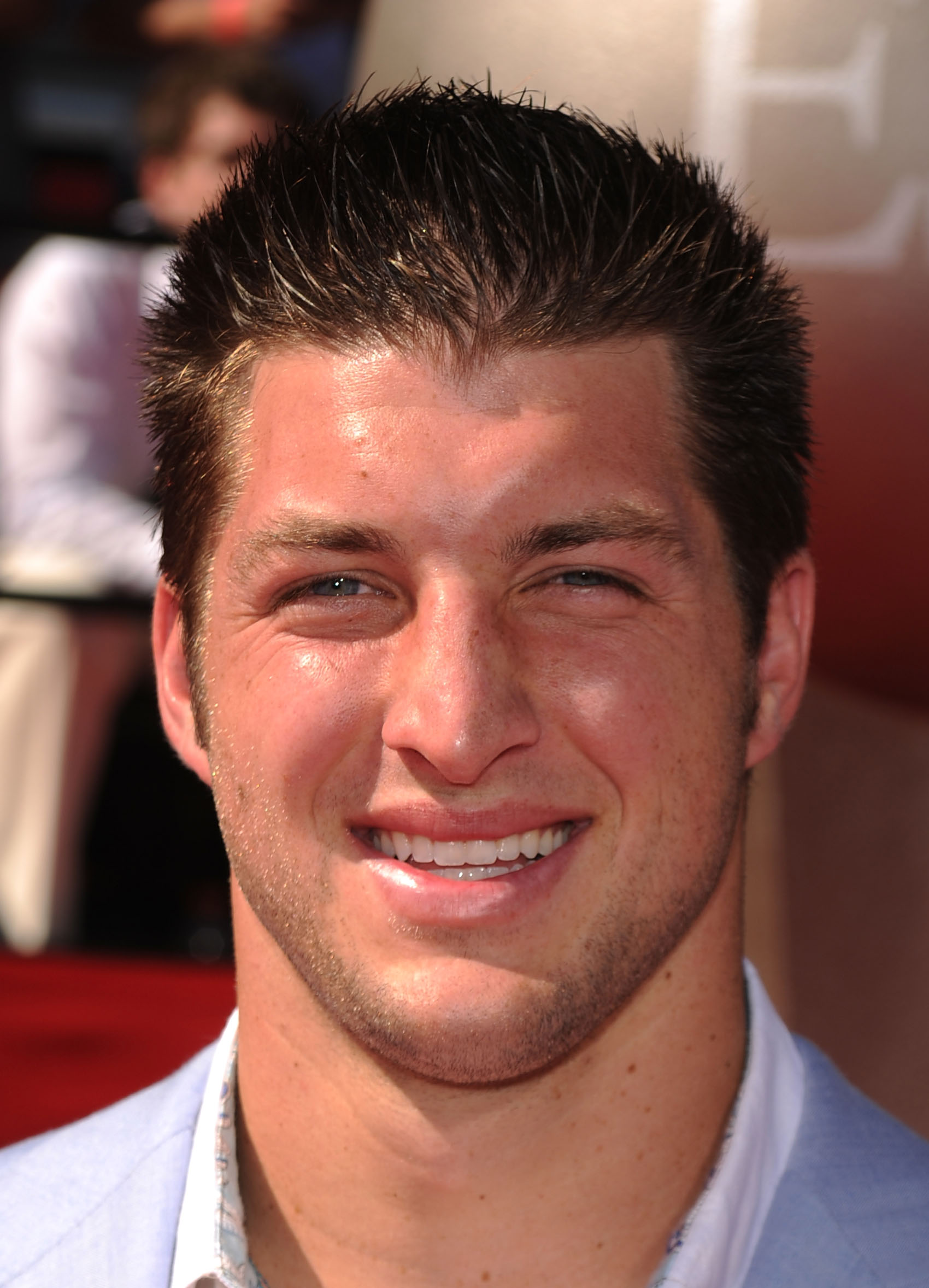 LOS ANGELES, CA - JULY 14:  NFL quarterback Tim Tebow arrives at the 2010 ESPY Awards at Nokia Theatre L.A. Live on July 14, 2010 in Los Angeles, California.  (Photo by Jason Merritt/Getty Images)