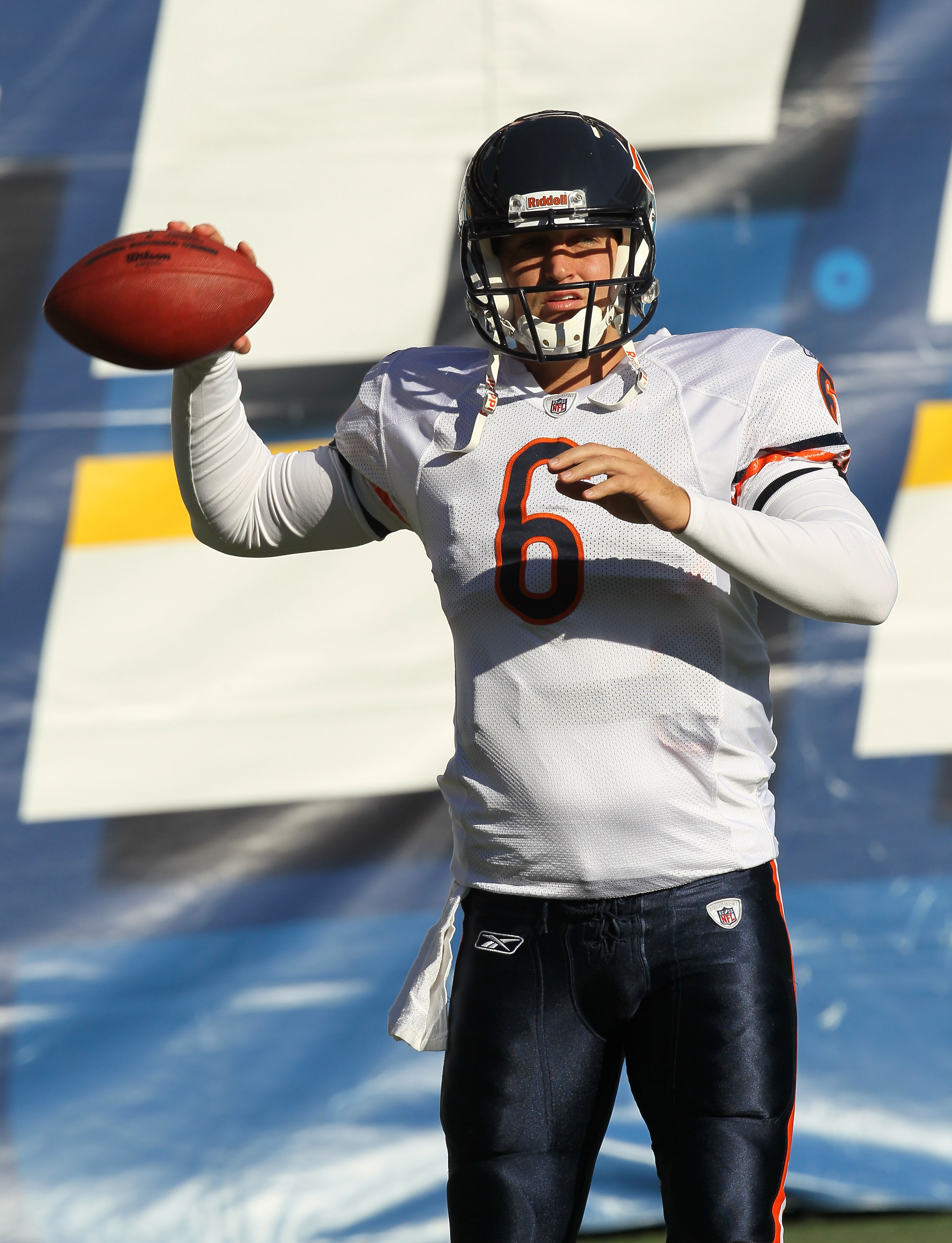 SAN DIEGO - AUGUST 14:  Quarterback Jay Cutler #6 of the Chicago Bears warms up before the game with the San Diego Chargers on August 14, 2010 at Qualcomm Stadium in San Diego, California.  The Chargers won 25-10.  (Photo by Stephen Dunn/Getty Images)