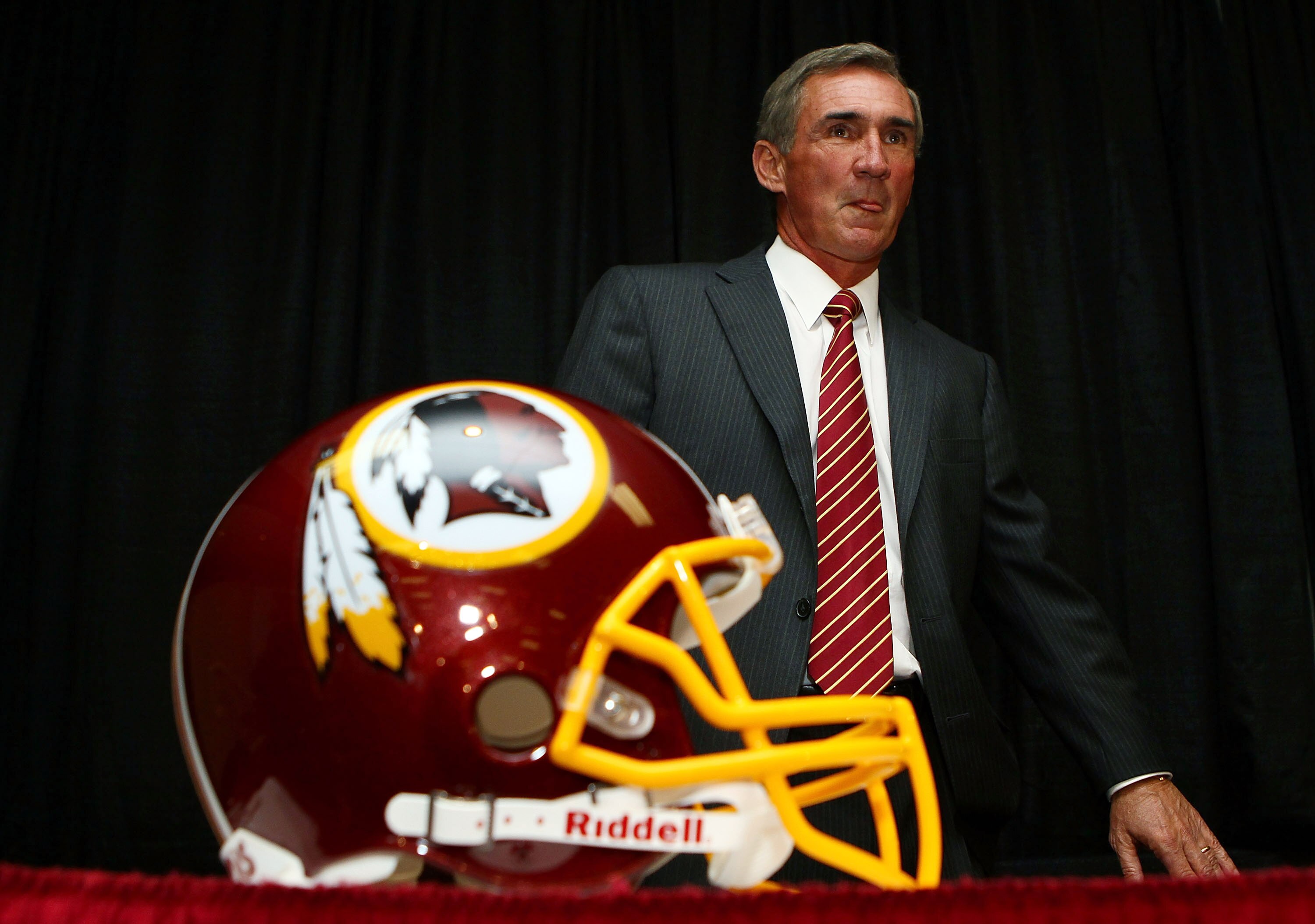 ASHBURN, VA - JANUARY 06:  Mike Shanahan arrives at a press conference to be introduced as the new head coach of the Washington Redskins on January 6, 2010 in Ashburn, Virginia. Shanahan replaces former head coach Jim Zorn who was released January 4 follo