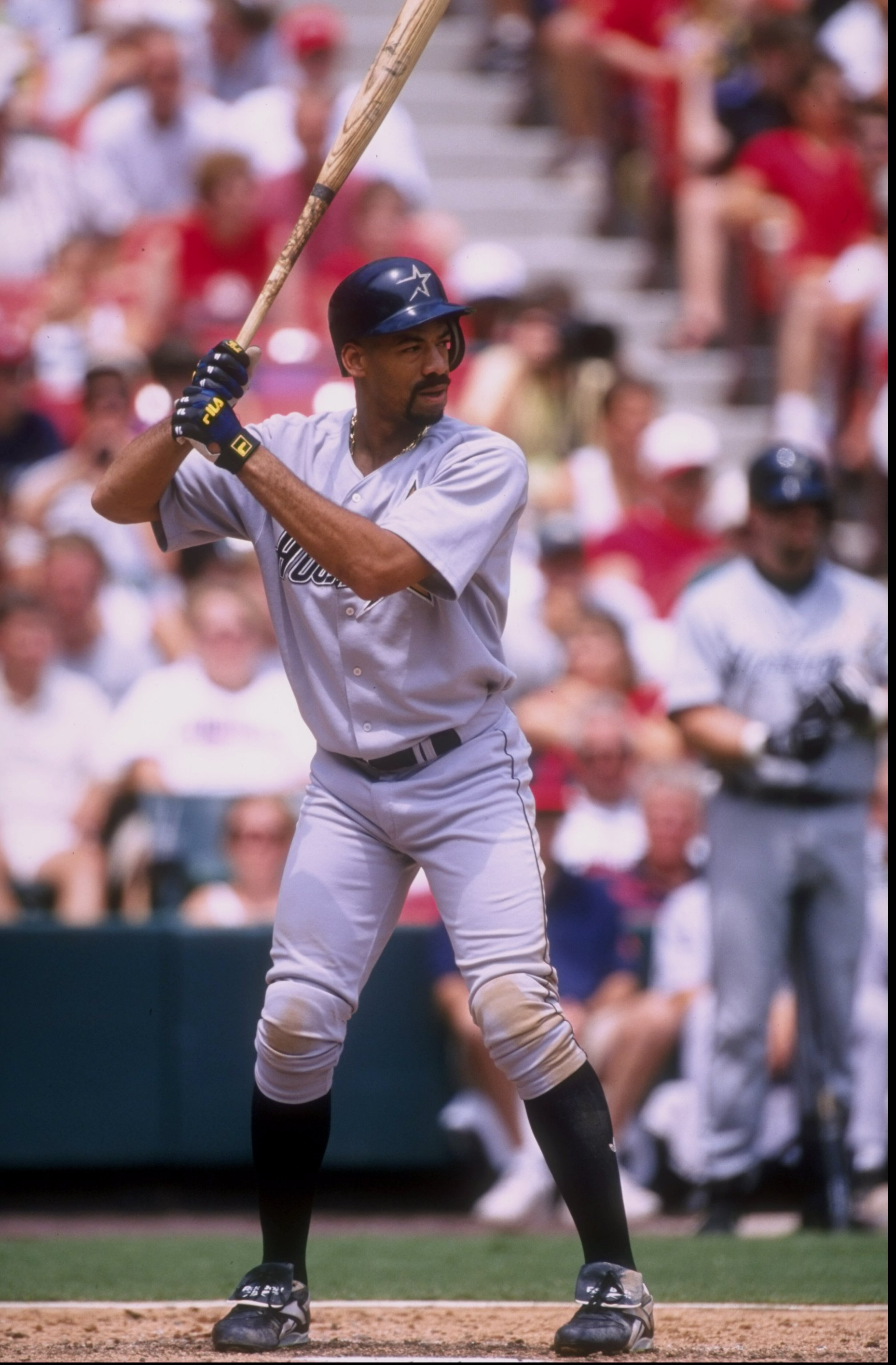 11 Jul 1998:  Outfielder Derek Bell #14 of the Houston Astros in action during a game against the St. Louis Cardinals at Busch Stadium in St. Louis, Missouri.  The Cardinals defeated the Astros 4-3. Mandatory Credit: Vincent Laforet  /Allsport