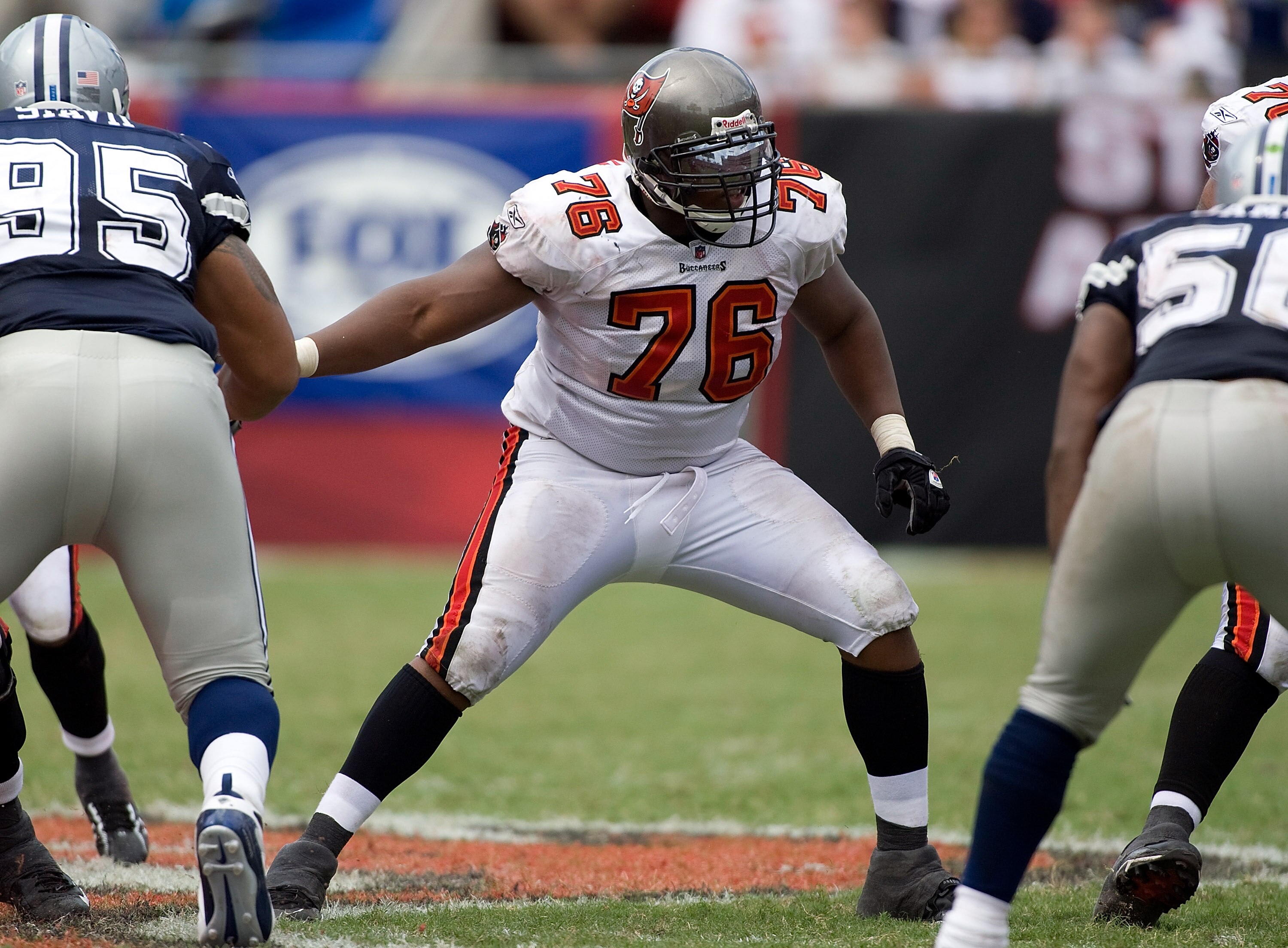 TAMPA, FL - SEPTEMBER 13:  Offensive lineman Jeremy Zuttah #76 of the Tampa Bay Buccaneers blocks against the Dallas Cowboys during the game at Raymond James Stadium on September 13, 2009 in Tampa, Florida.  (Photo by J. Meric/Getty Images)
