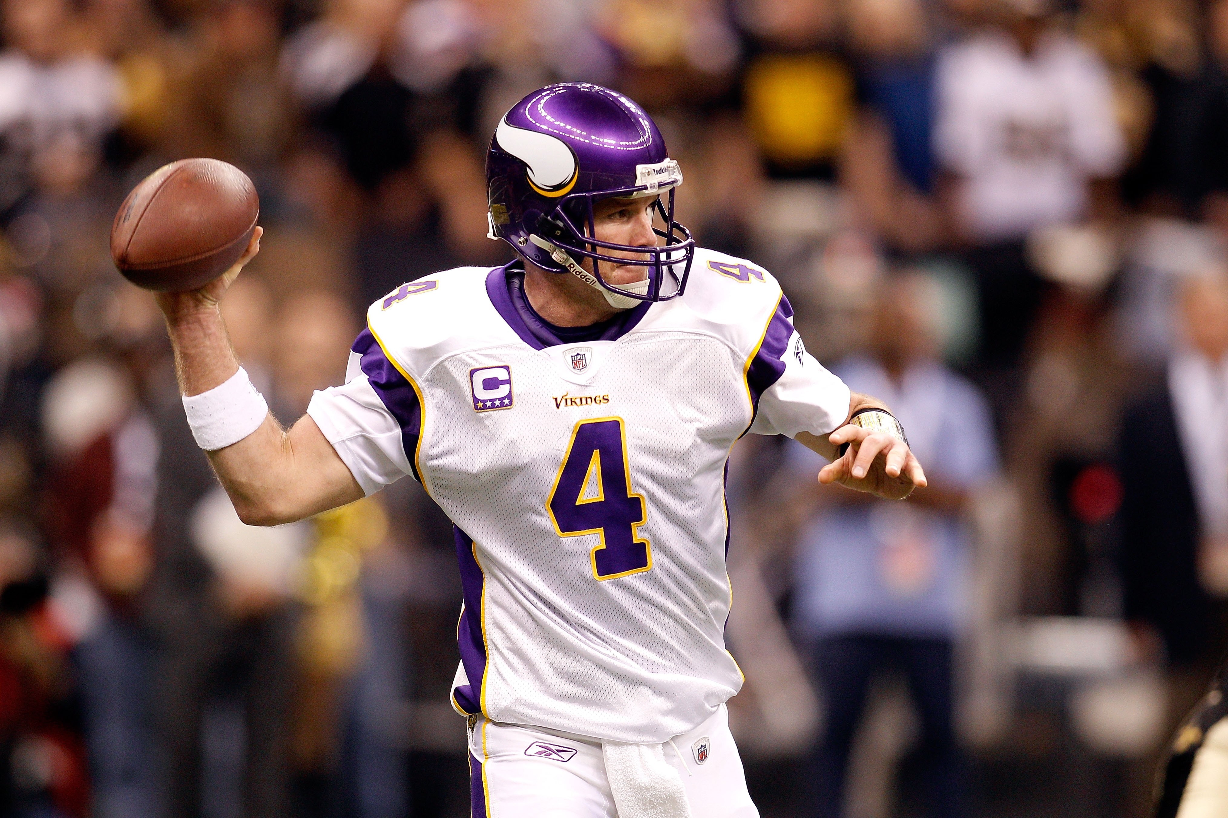 NEW ORLEANS - JANUARY 24:  Brett Favre #4 of the Minnesota Vikings throws a pass against the New Orleans Saints during the NFC Championship Game at the Louisana Superdome on January 24, 2010 in New Orleans, Louisiana. The Saints won 31-28 in overtime. (Ph