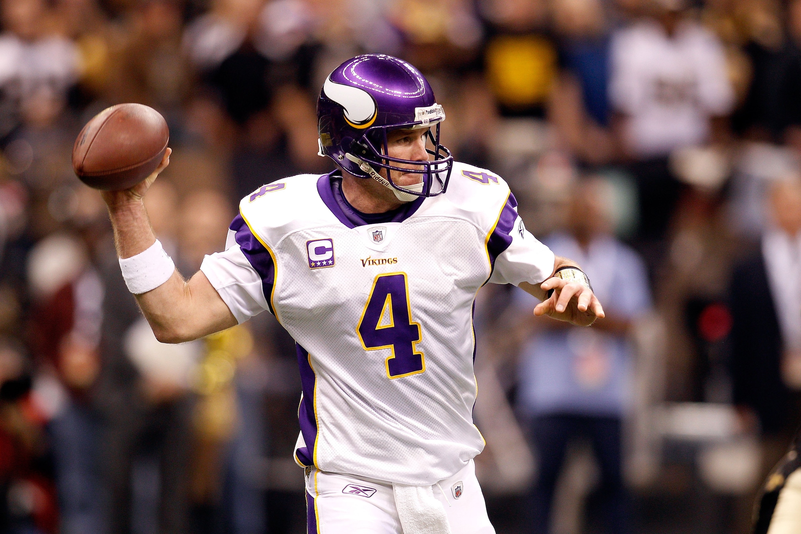 NEW ORLEANS - JANUARY 24:  Brett Favre #4 of the Minnesota Vikings throws a pass against the New Orleans Saints during the NFC Championship Game at the Louisana Superdome on January 24, 2010 in New Orleans, Louisiana. The Saints won 31-28 in overtime. (Ph