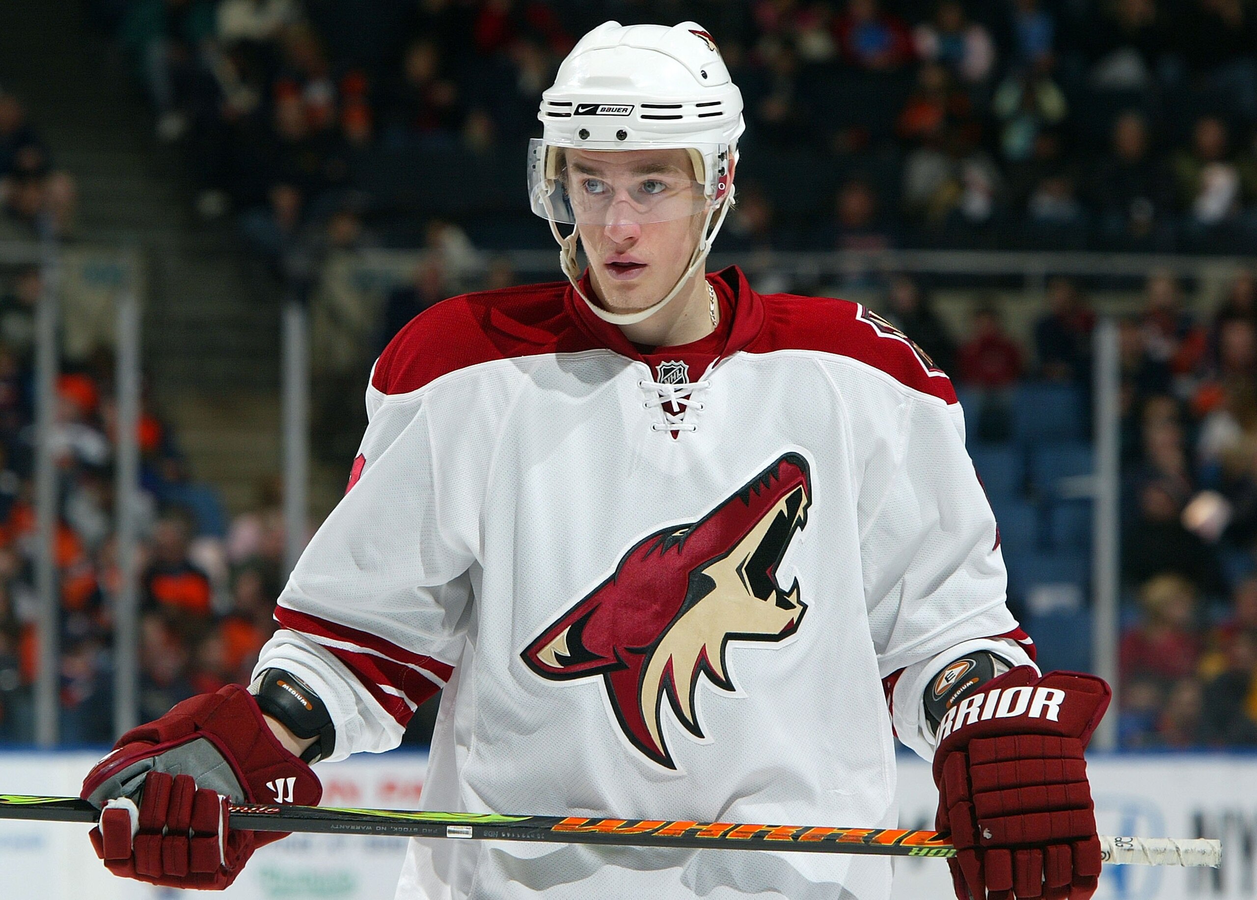 UNIONDALE, NY - MARCH 08:  Kyle Turris #91 of the Phoenix Coyotes skates against the New York Islanders on March 8, 2009 at Nassau Coliseum in Uniondale, New York. The Isles defeated the Coyotes 3-2.  (Photo by Jim McIsaac/Getty Images)
