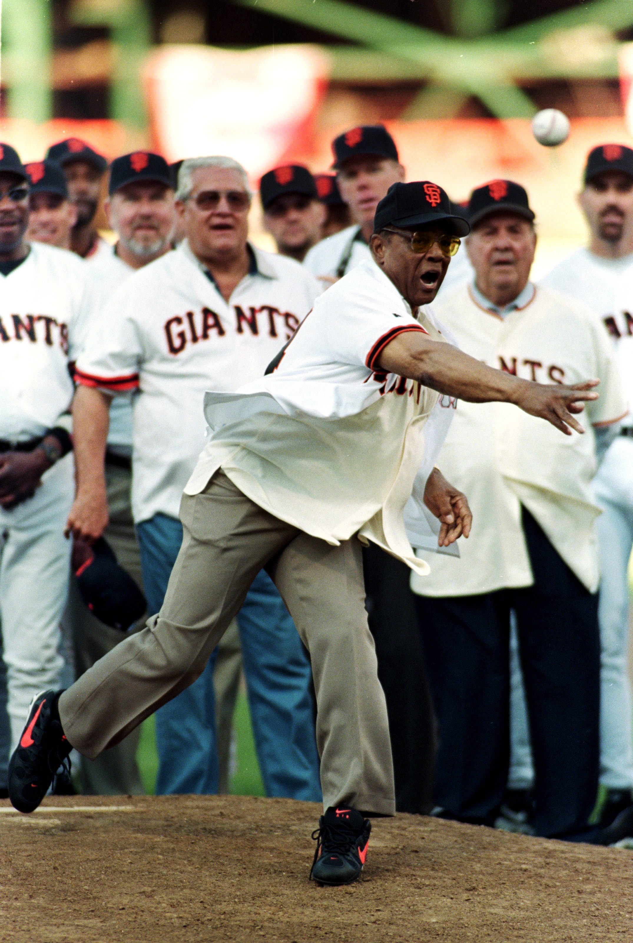 30 Sep 1999:  Willie Mays of the San Francisco Giants throws the last pitch during the last game at 3 Com Park, commonly known as Candlestick Park, against the Los Angeles Dodgers at 3 Com Park in San Francisco, California. The Dodgers defeated the Giants