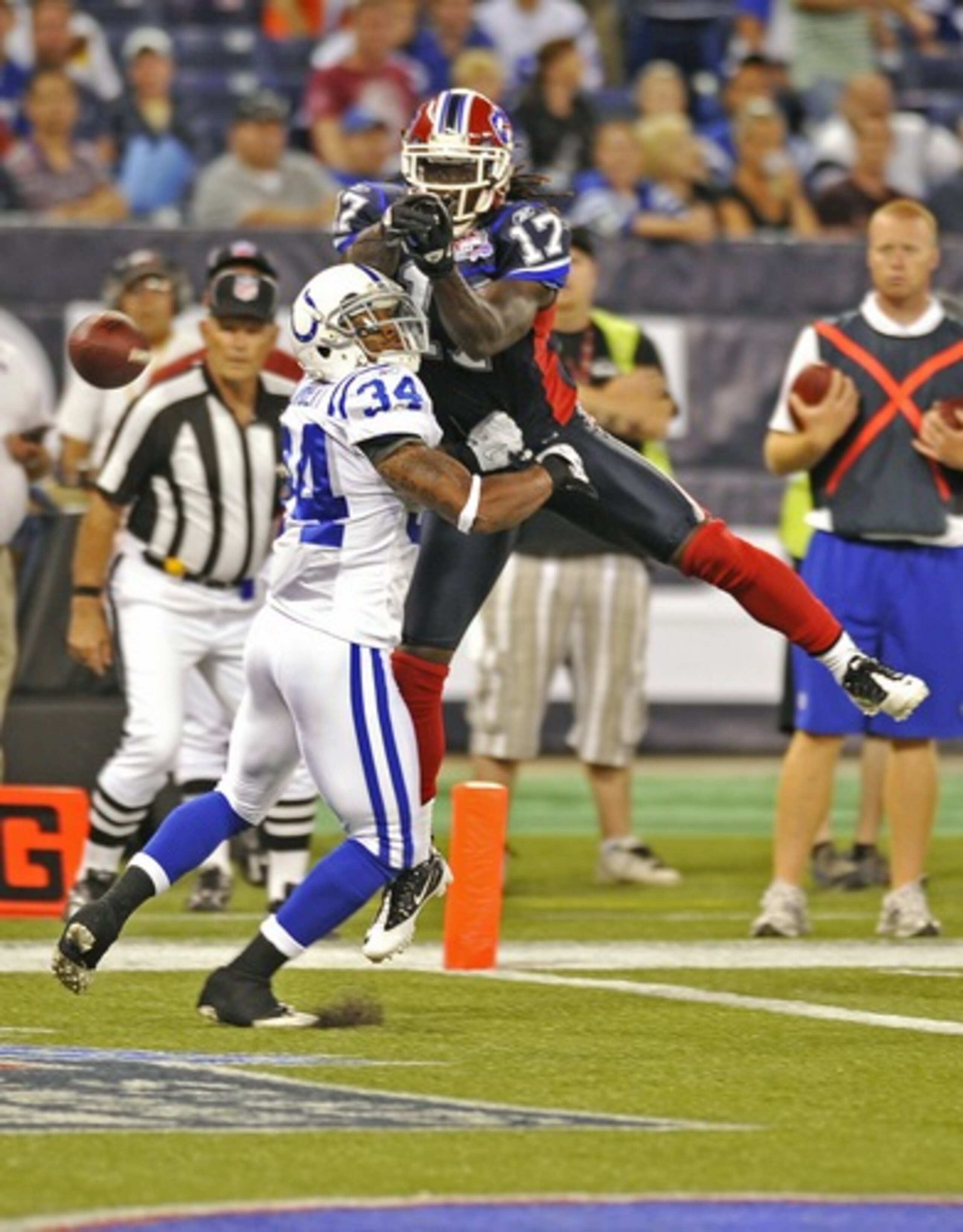 Chad Jackson can't come up with this reception versus the Colts Chad Jackson can't come up with this reception versus the Colts