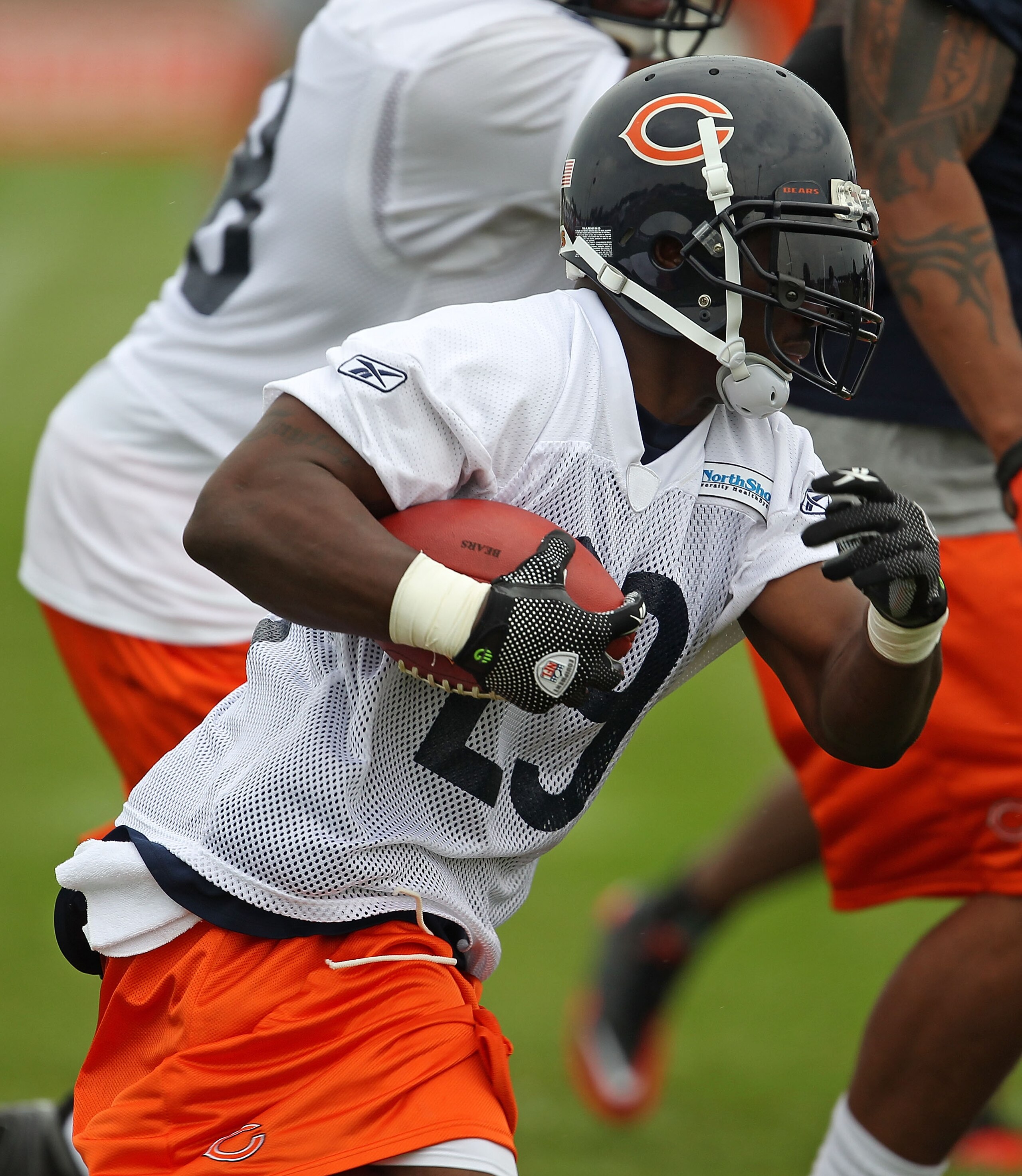 BOURBONNAIS, IL - JULY 30: Chester Taylor #29 of the Chicago Bears works out during a summer training camp practice at Olivet Nazarene University on July 30, 2010 in Bourbonnais, Illinois. (Photo by Jonathan Daniel/Getty Images)