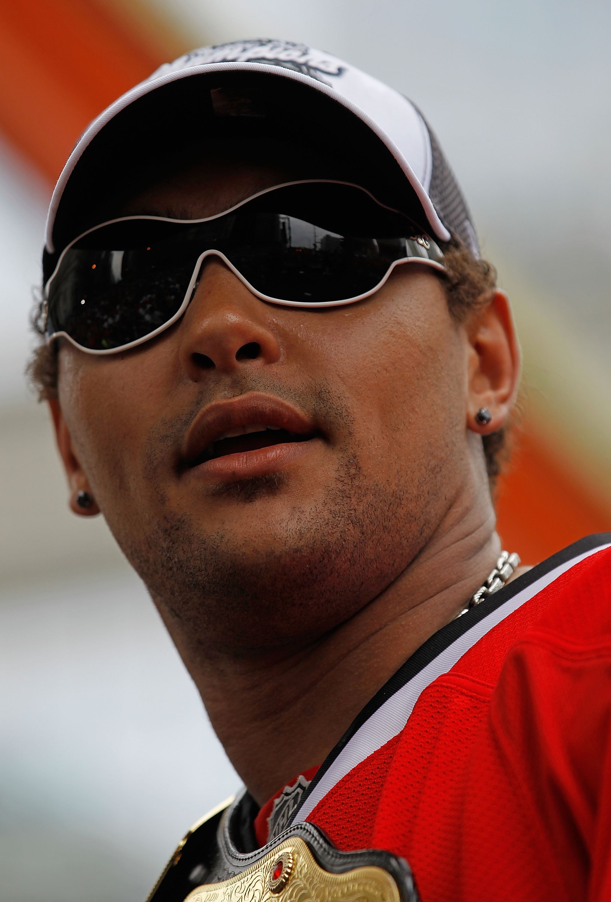CHICAGO - JUNE 11: Dustin Byfuglien #33 speaks to the crowd during the Chicago Blackhawks Stanley Cup victory parade and rally on June 11, 2010 in Chicago, Illinois. (Photo by Jonathan Daniel/Getty Images)