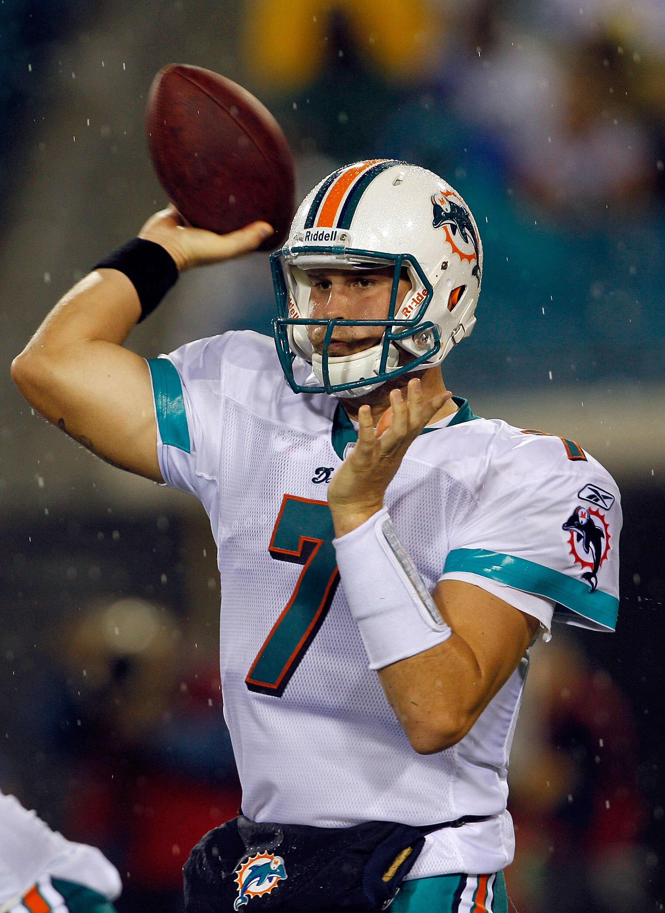 JACKSONVILLE, FL - AUGUST 21:  Quarterback Chad Henne #7 of the Miami Dolphins attempts a pass during the preseason game against the Jacksonville Jaguars at EverBank Field on August 21, 2010 in Jacksonville, Florida.  (Photo by Sam Greenwood/Getty Images)