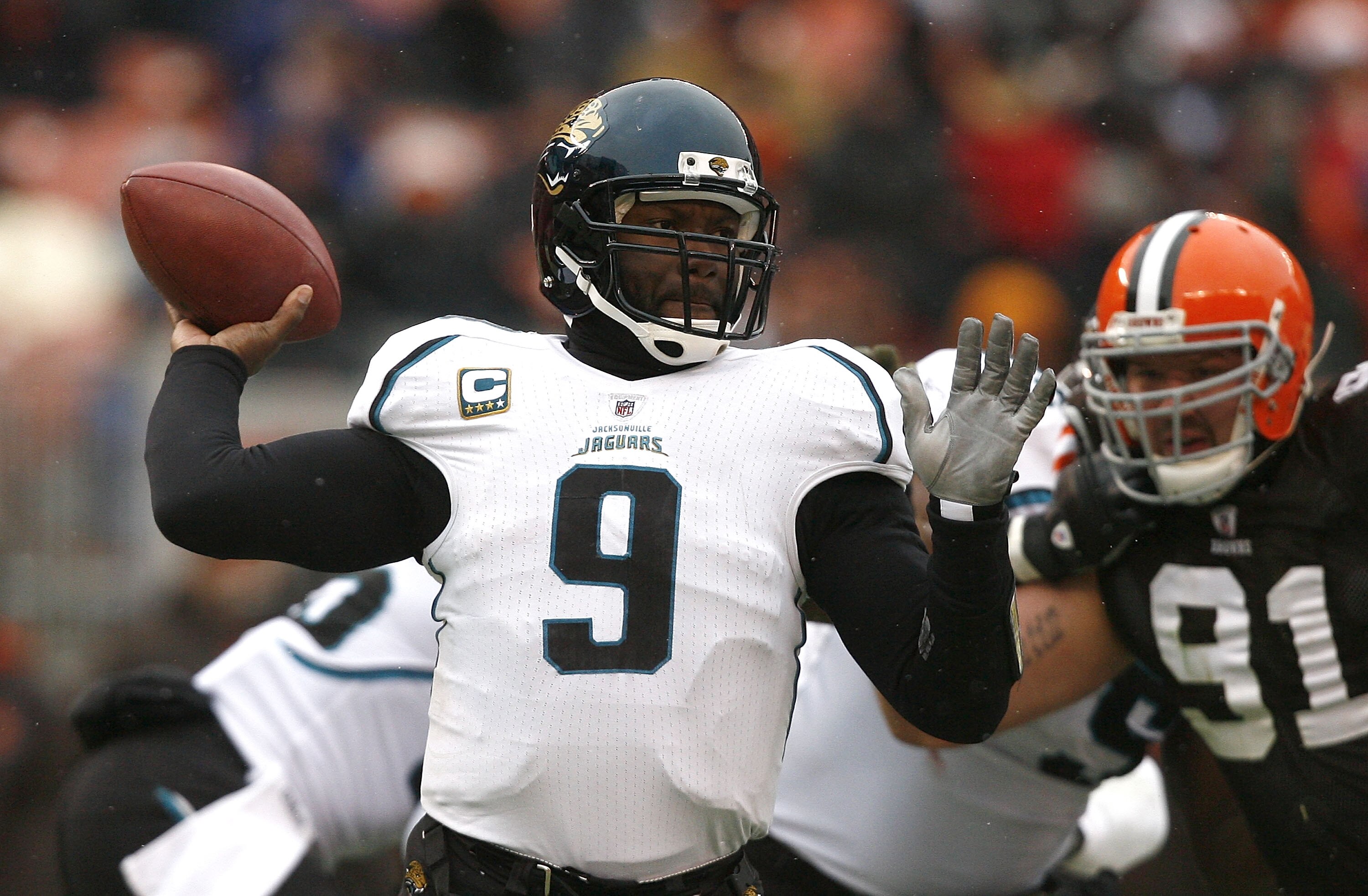 CLEVELAND - JANUARY 03:  David Garrard #9 of the Jacksonville Jaguars throws while being pressured by Brian Schaefering #81 of the Cleveland Browns at Cleveland Browns Stadium on January 3, 2010 in Cleveland, Ohio.  (Photo by Matt Sullivan/Getty Images)