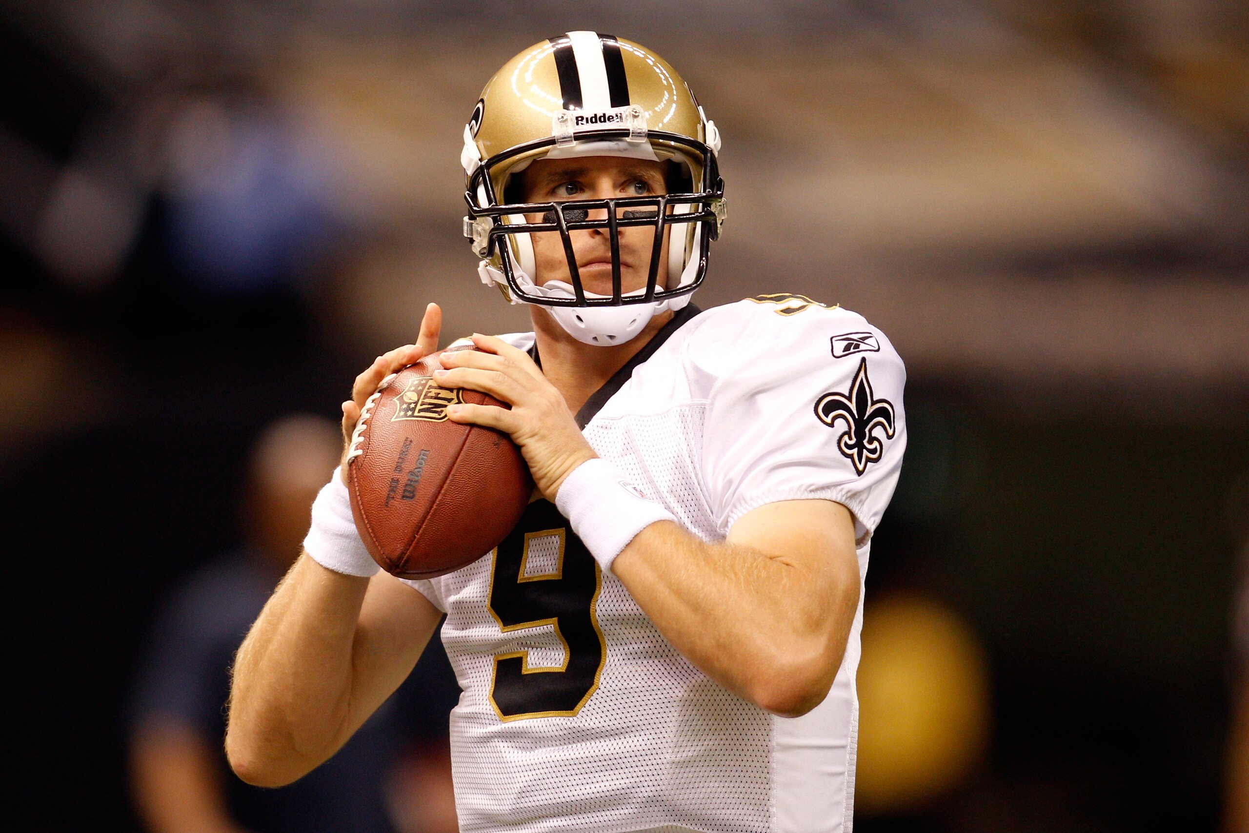 NEW ORLEANS - AUGUST 21: Drew Brees #9 of the New Orleans Saints warms up during pregame before playing the Houston Texans at the Louisiana Superdome on August 21, 2010 in New Orleans, Louisiana. (Photo by Chris Graythen/Getty Images) NEW ORLEANS - AUGUST 21: Drew Brees #9 of the New Orleans Saints warms up during pregame before playing the Houston Texans at the Louisiana Superdome on August 21, 2010 in New Orleans, Louisiana. (Photo by Chris Graythen/Getty Images)