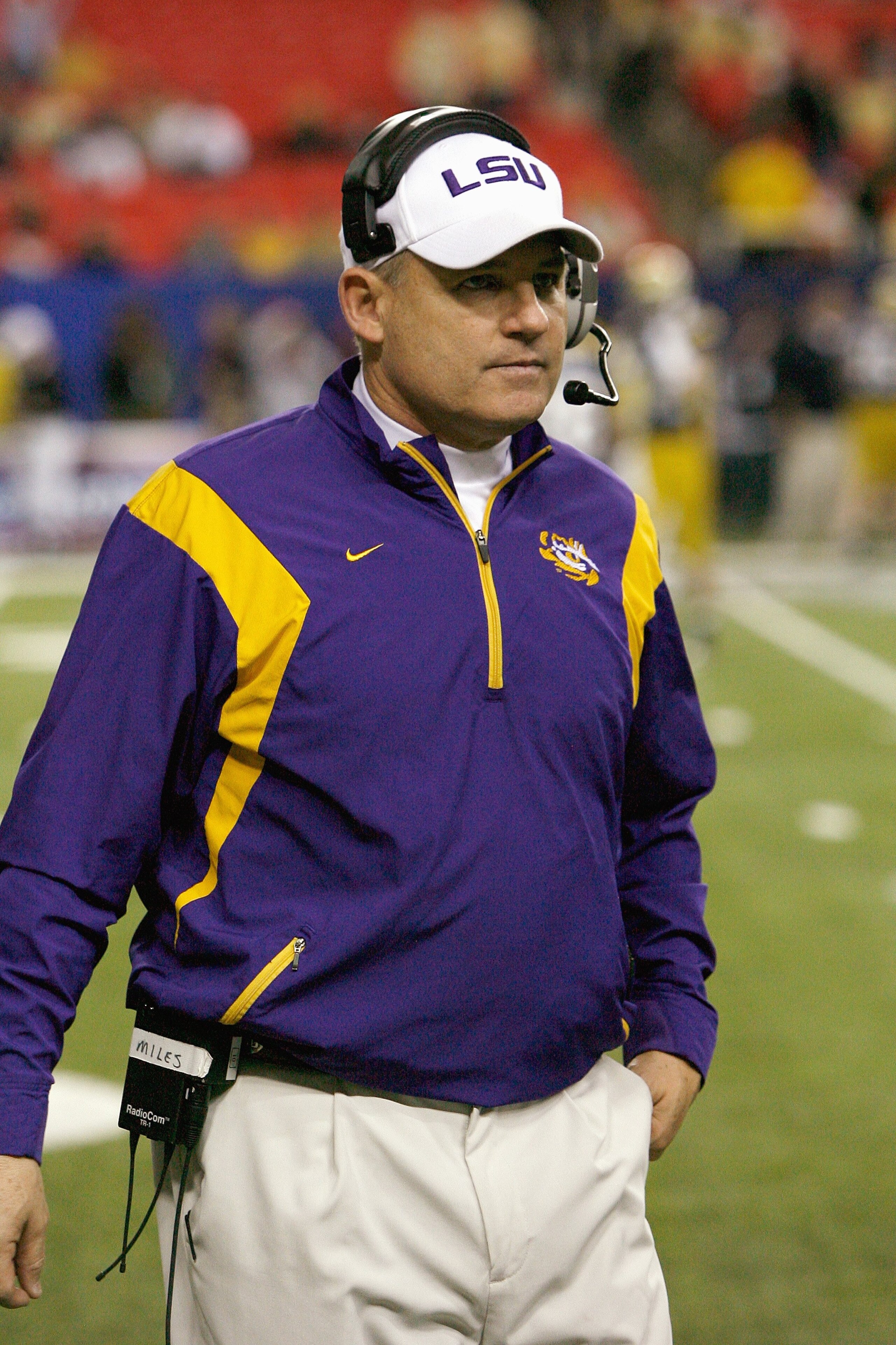 ATLANTA - DECEMBER 31:  Head coach Les Miles of the LSU Tigers walk on the field during the Chick-fil-A Bowl against the Georgia Tech Yellow Jackets on December 31, 2008 at the Georgia Dome in Atlanta, Georgia. (Photo by Kevin C. Cox/Getty Images)