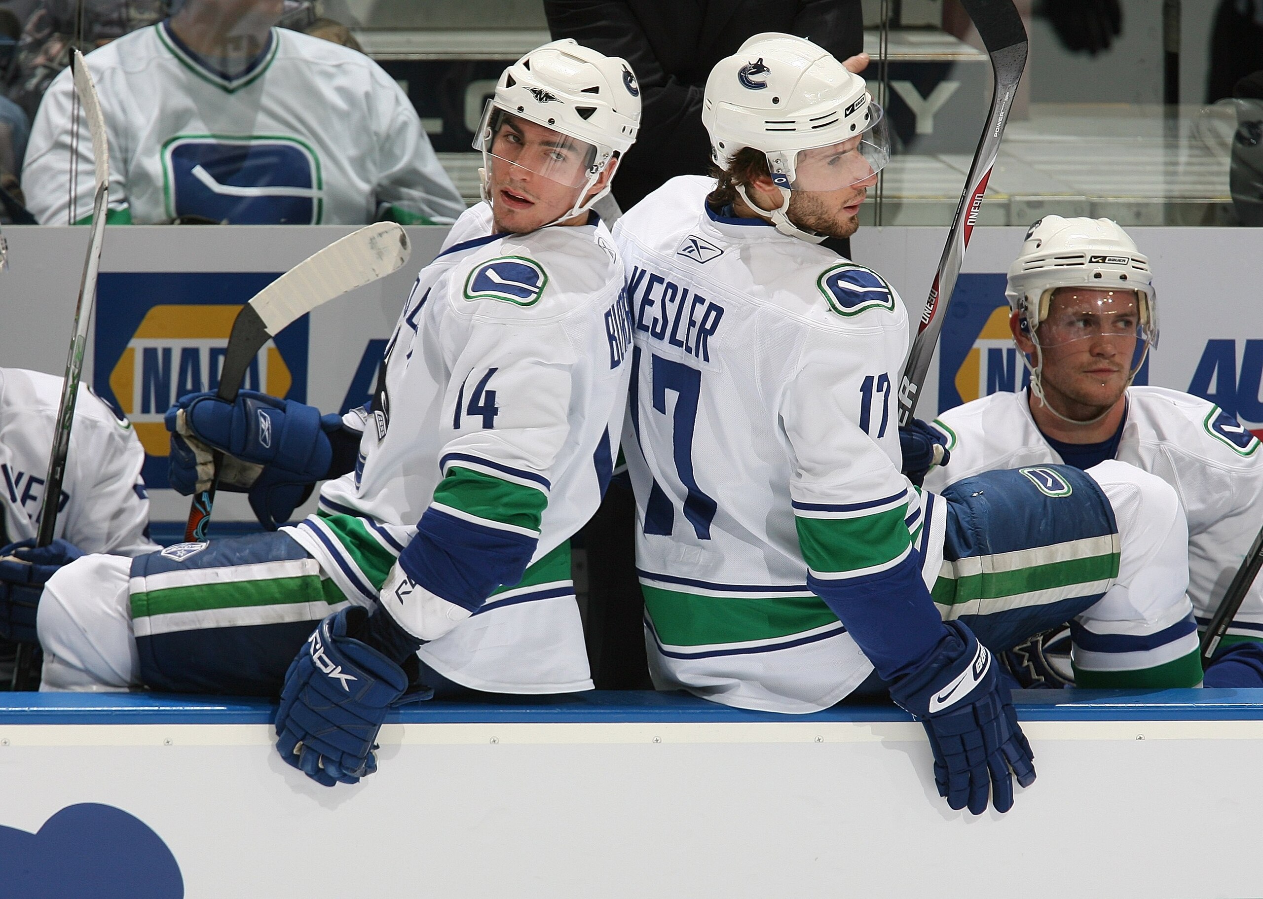 EDMONTON, CANADA - DECEMBER 15: (L-R) Alexandre Burrows #14 and Ryan Kesler #17 of the Vancouver Canucks look to change on the fly during their NHL game against the Edmonton Oilers on December 15, 2007 in Edmonton, Alberta, Canada. The Oilers defeated t EDMONTON, CANADA - DECEMBER 15: (L-R) Alexandre Burrows #14 and Ryan Kesler #17 of the Vancouver Canucks look to change on the fly during their NHL game against the Edmonton Oilers on December 15, 2007 in Edmonton, Alberta, Canada. The Oilers defeated t
