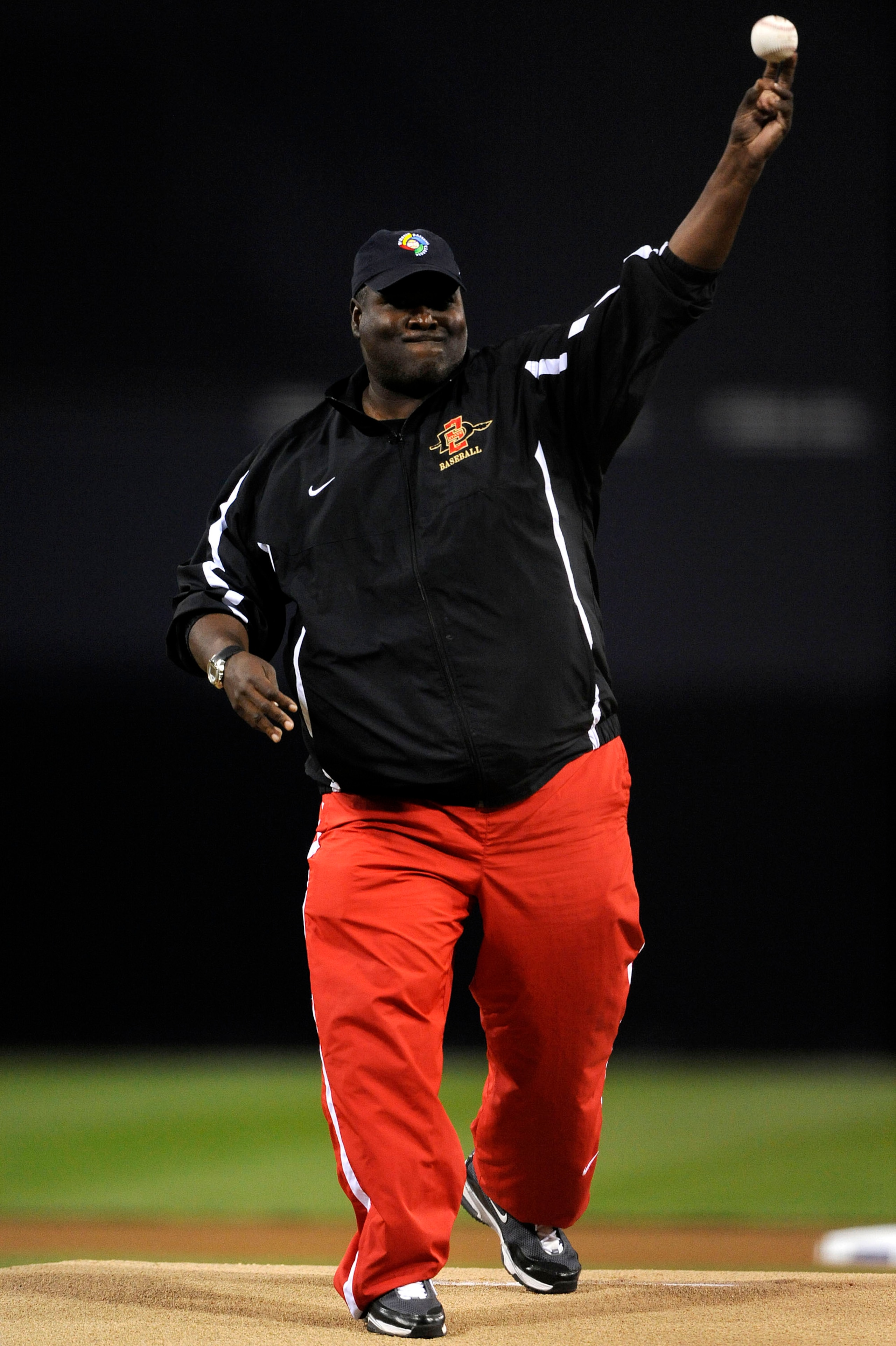 SAN DIEGO - MARCH 16:  Baseball Hall of Famer and former San Diego Padre Tony Gwynn throws out the inaugural pitch prior to the start of the 2009 World Baseball Classic Round 2 Pool 1 Game 3 between Mexico and Cuba on March 16, 2009 at Petco Park in San D