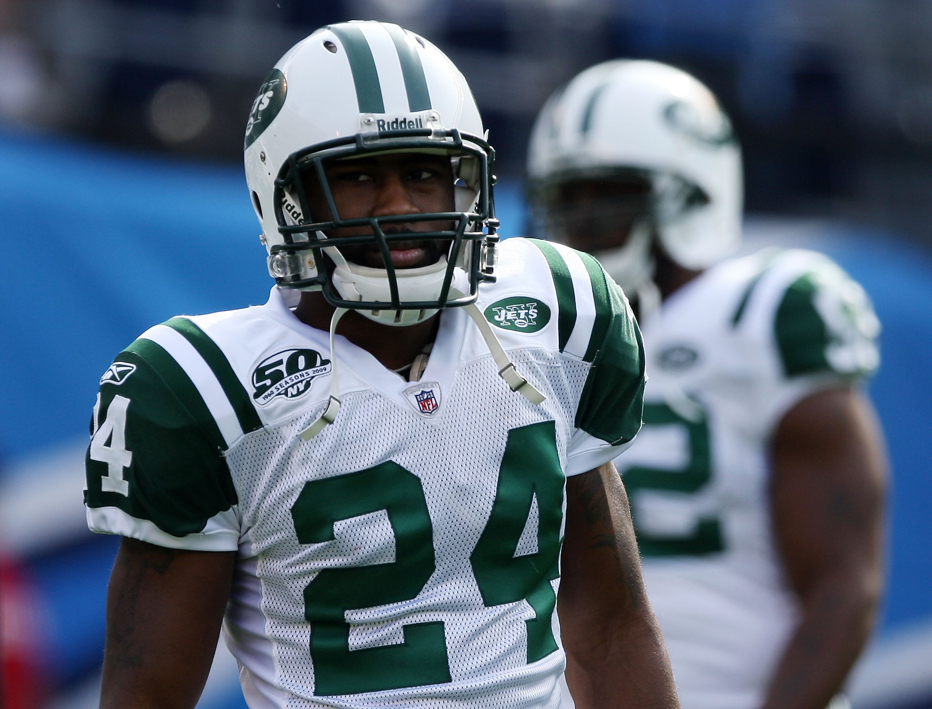 SAN DIEGO - JANUARY 17:  Cornerback Darrelle Revis #24 of the New York Jets warms up on the field prior to the AFC Divisional Playoff Game against the San Diego Chargers at Qualcomm Stadium on January 17, 2010 in San Diego, California.  (Photo by Donald M