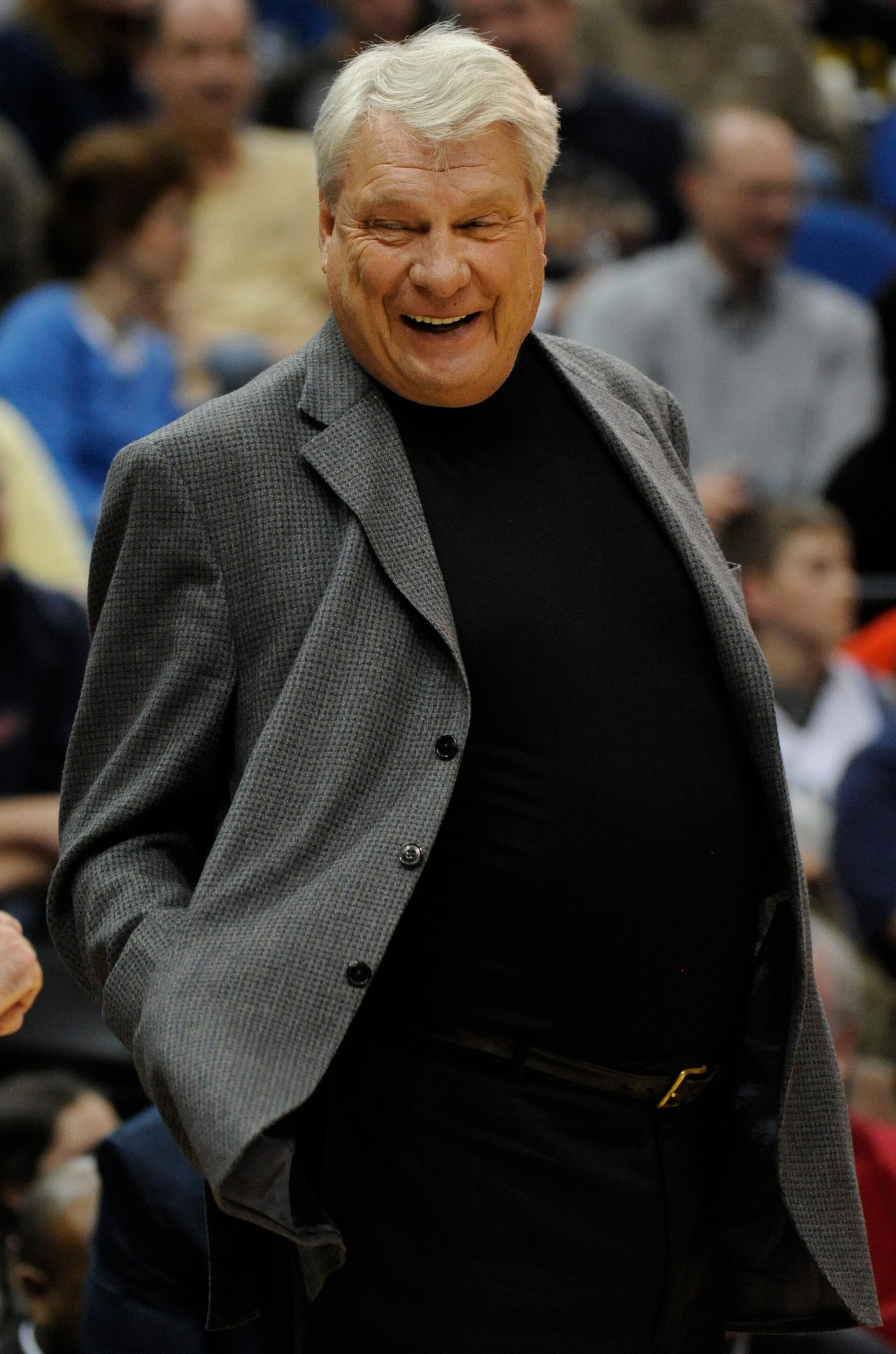MINNEAPOLIS, MN - APRIL 7: Head coach Don Nelson of Golden State Warriors in the first half against the Minnesota Timberwolves during a basketball game at Target Center on April 7, 2010 in Minneapolis, Minnesota. NOTE TO USER: User expressly acknowledge MINNEAPOLIS, MN - APRIL 7: Head coach Don Nelson of Golden State Warriors in the first half against the Minnesota Timberwolves during a basketball game at Target Center on April 7, 2010 in Minneapolis, Minnesota. NOTE TO USER: User expressly acknowledge