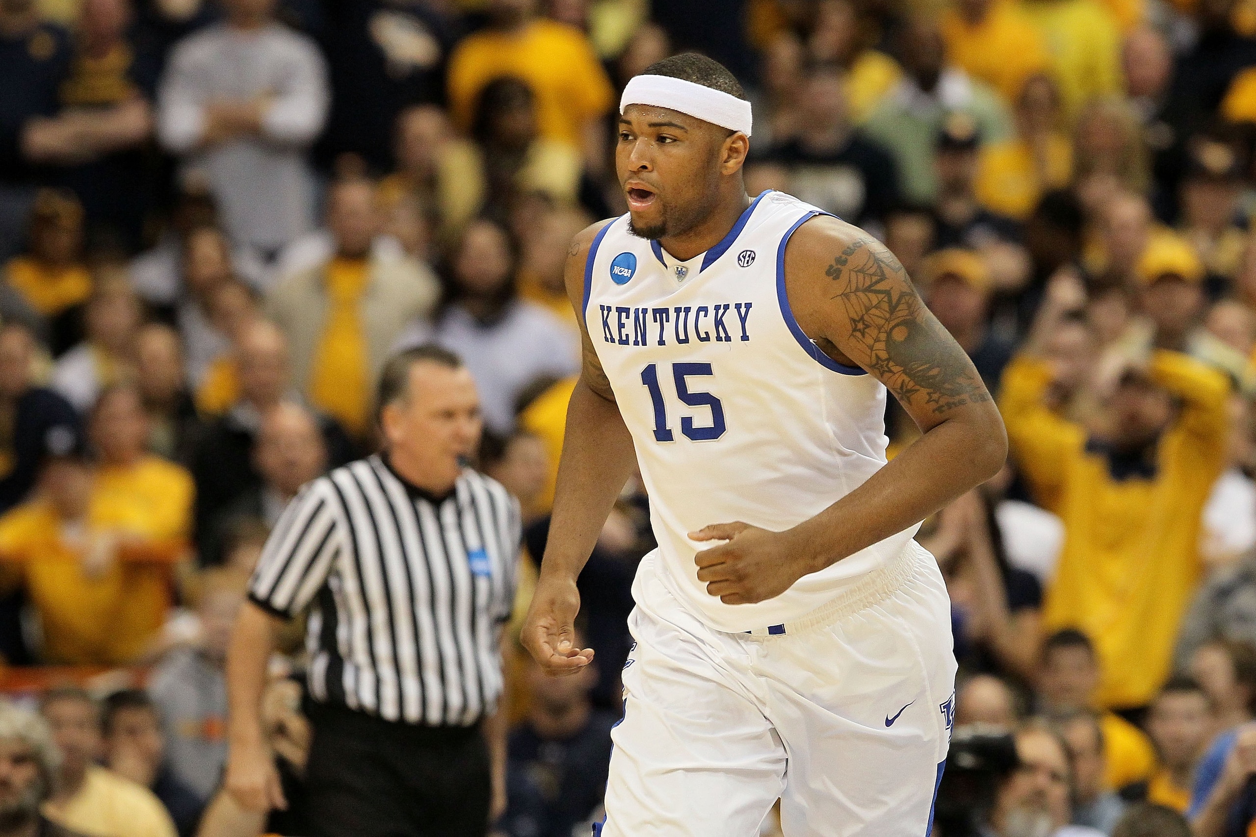 SYRACUSE, NY - MARCH 27: DeMarcus Cousins #15 of the Kentucky Wildcats runs up court against the West Virginia Mountaineers during the east regional final of the 2010 NCAA men's basketball tournament at the Carrier Dome on March 27, 2010 in Syracuse, New SYRACUSE, NY - MARCH 27: DeMarcus Cousins #15 of the Kentucky Wildcats runs up court against the West Virginia Mountaineers during the east regional final of the 2010 NCAA men's basketball tournament at the Carrier Dome on March 27, 2010 in Syracuse, New
