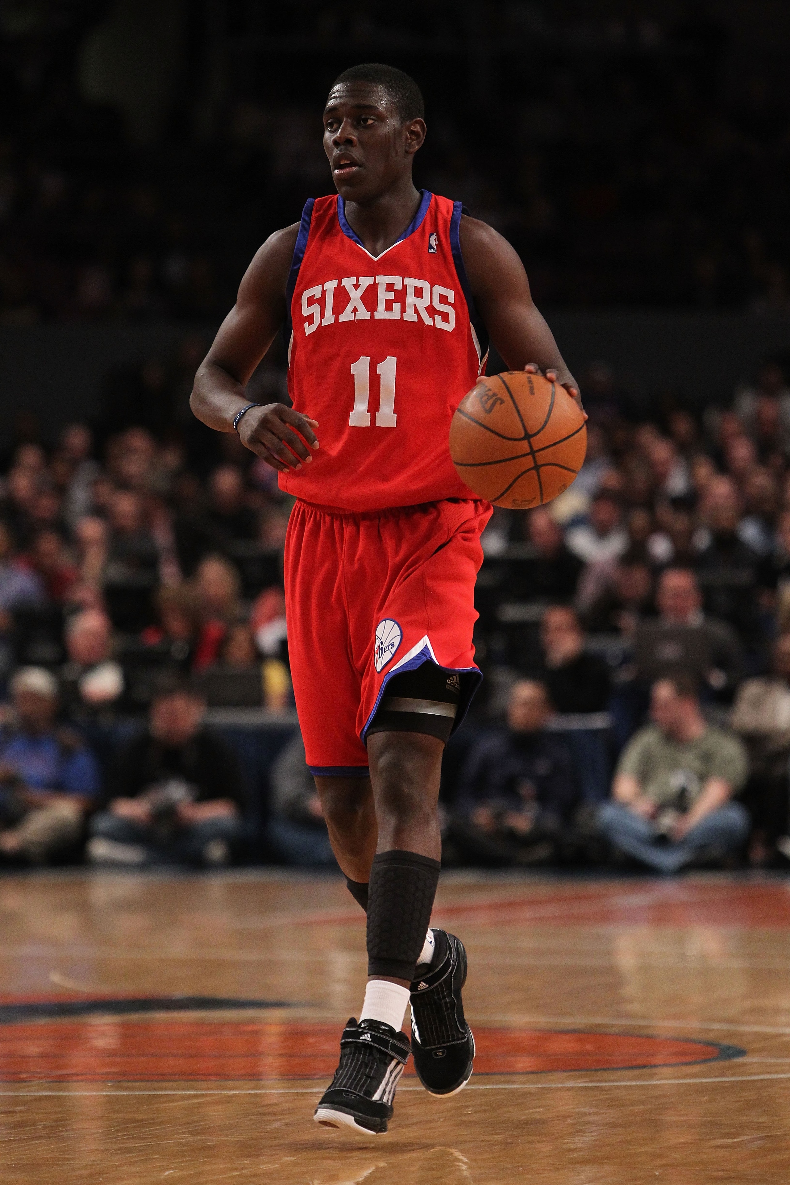 NEW YORK - MARCH 19: Jrue Holiday #11 of the Philadelphia 76ers dribbles the ball against the New York Knicks at Madison Square Garden on March 19, 2010 in New York City. NOTE TO USER: User expressly acknowledges and agrees that, by downloading and or us NEW YORK - MARCH 19: Jrue Holiday #11 of the Philadelphia 76ers dribbles the ball against the New York Knicks at Madison Square Garden on March 19, 2010 in New York City. NOTE TO USER: User expressly acknowledges and agrees that, by downloading and or us