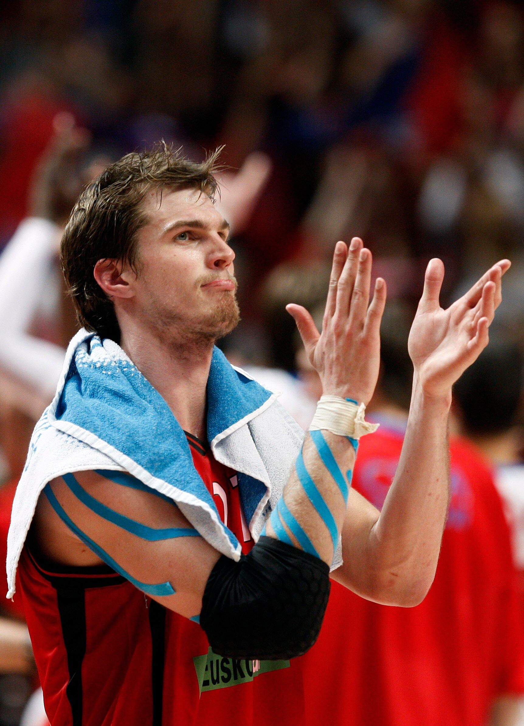 MADRID, SPAIN - MAY 02:  Tiago Splitter of Tau Ceramica thanks his fans at the end of the Euroleague Final Four Semi Final basketball match between Tau Ceramica and CSKA Moscow at the Palacio de Deportes on May 2, 2008 in Madrid, Spain. CSKA Moscow won th