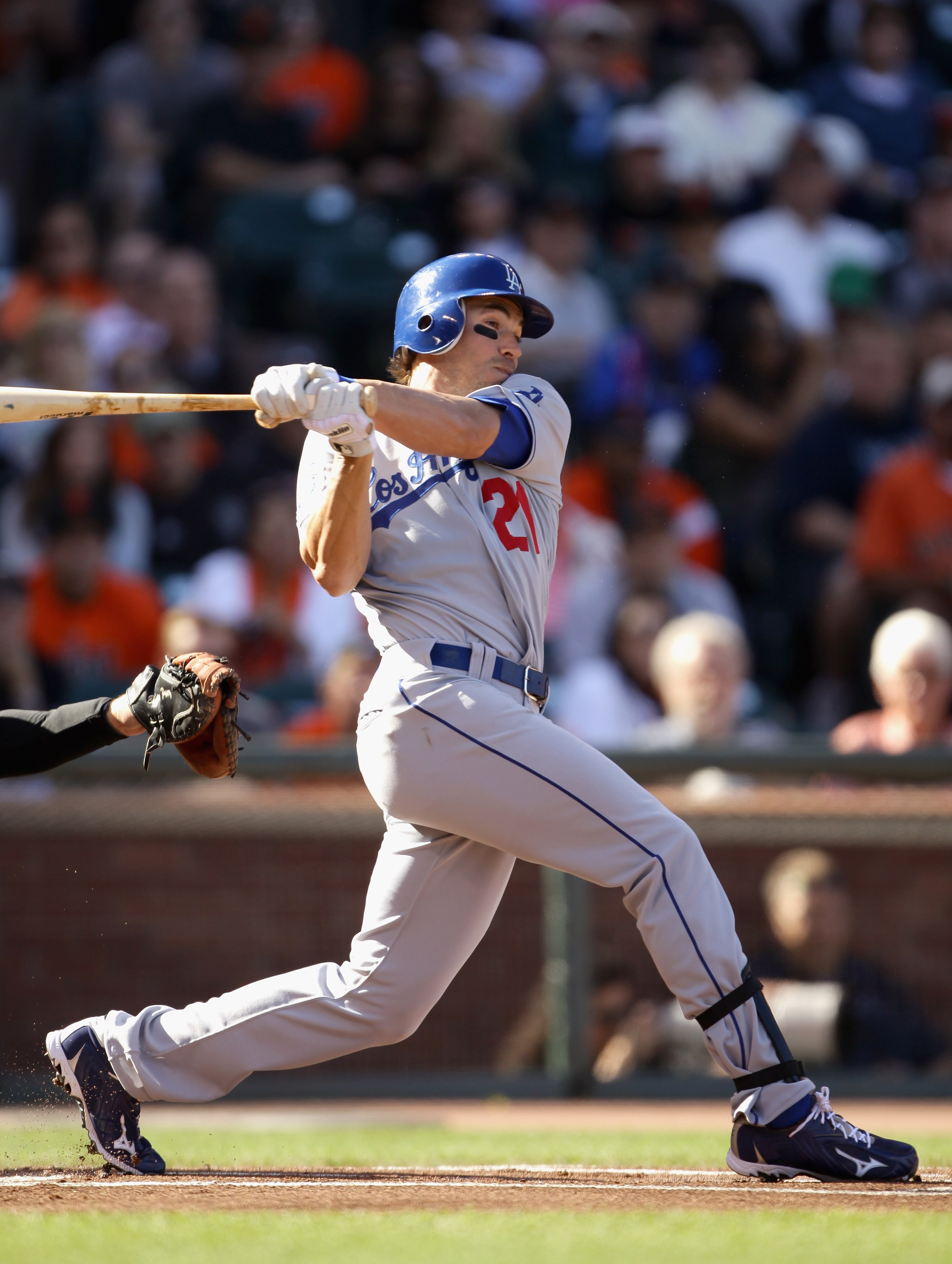 SAN FRANCISCO - AUGUST 01:  Scott Podsednik #21 of the Los Angeles Dodgers bats against the San Francisco Giants at AT&T Park on August 1, 2010 in San Francisco, California.  (Photo by Ezra Shaw/Getty Images)