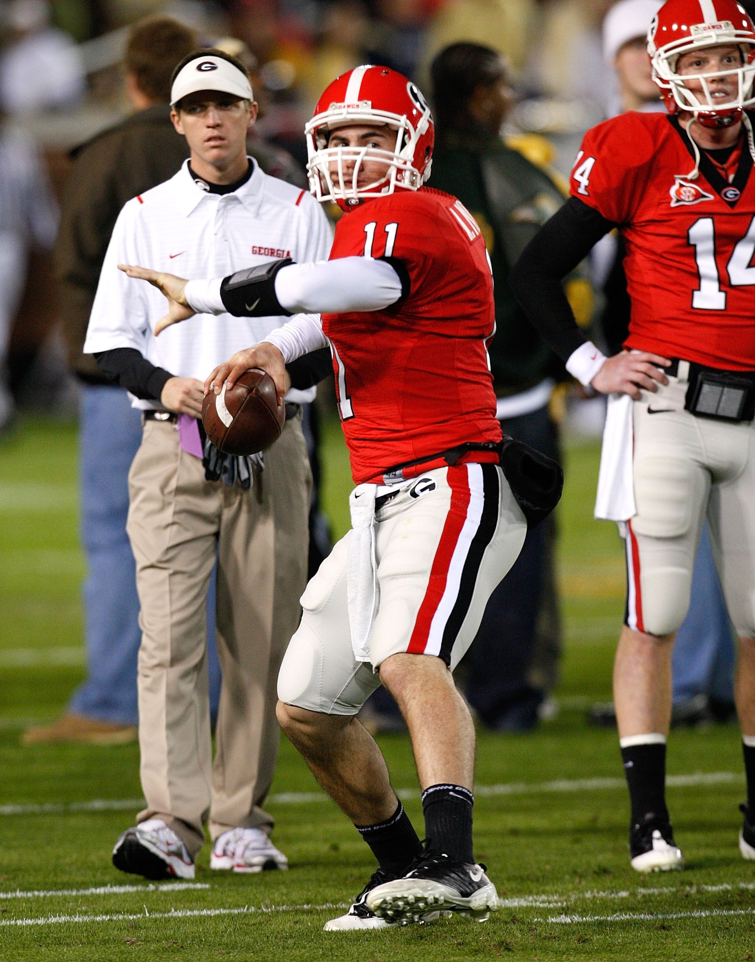 ATLANTA - NOVEMBER 28: Backup quarterback Aaron Murray #11 of the Georgia Bulldogs against the Georgia Tech Yellow Jackets at Bobby Dodd Stadium on November 28, 2009 in Atlanta, Georgia. (Photo by Kevin C. Cox/Getty Images) ATLANTA - NOVEMBER 28: Backup quarterback Aaron Murray #11 of the Georgia Bulldogs against the Georgia Tech Yellow Jackets at Bobby Dodd Stadium on November 28, 2009 in Atlanta, Georgia. (Photo by Kevin C. Cox/Getty Images)