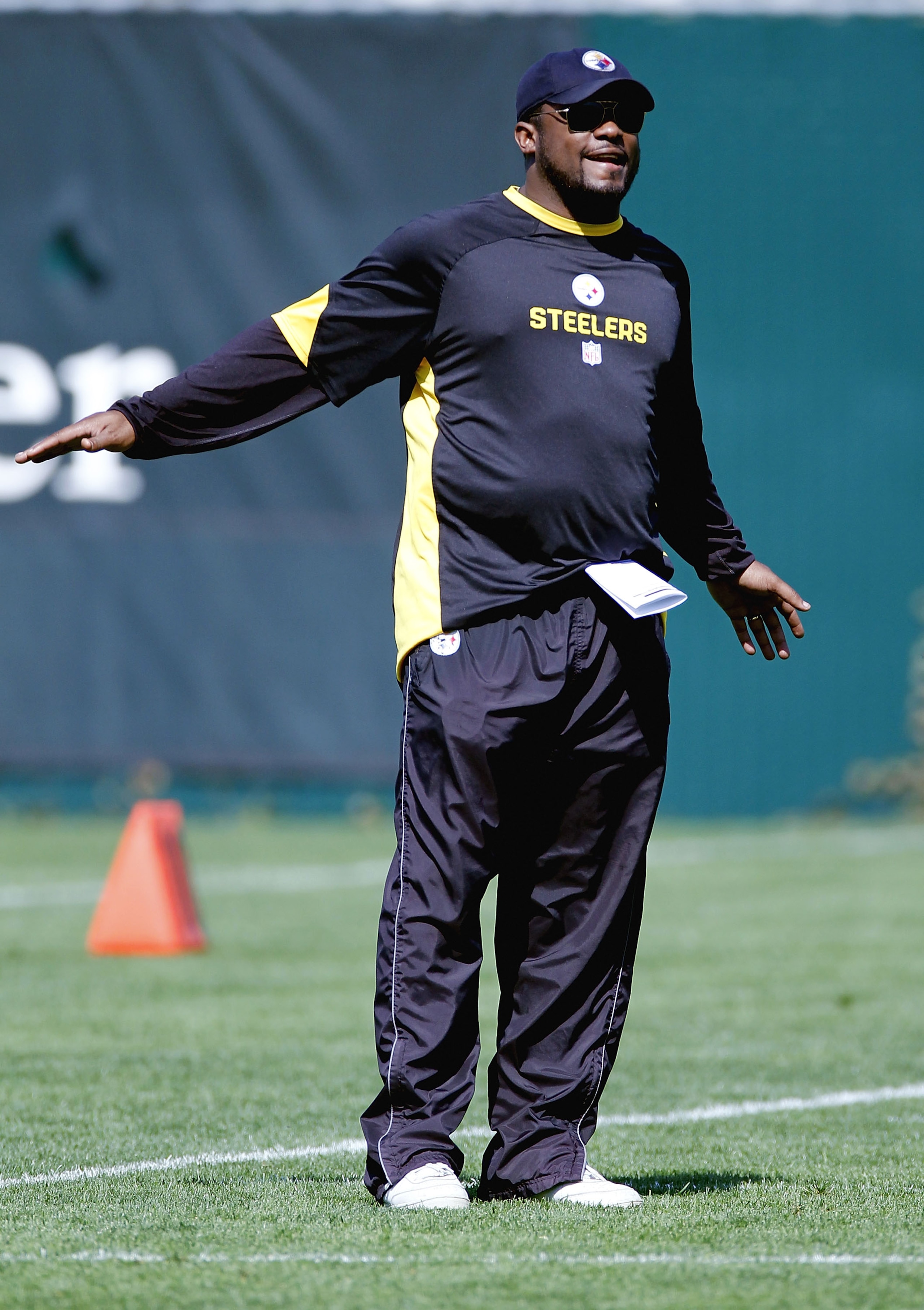 PITTSBURGH - APRIL 30: Head coach Mike Tomlin of the Pittsburgh Steelers looks on during mini camp at the Pittsburgh Steelers Training Facility on April 30, 2010 in Pittsburgh, Pennsylvania.  (Photo by Gregory Shamus/Getty Images)