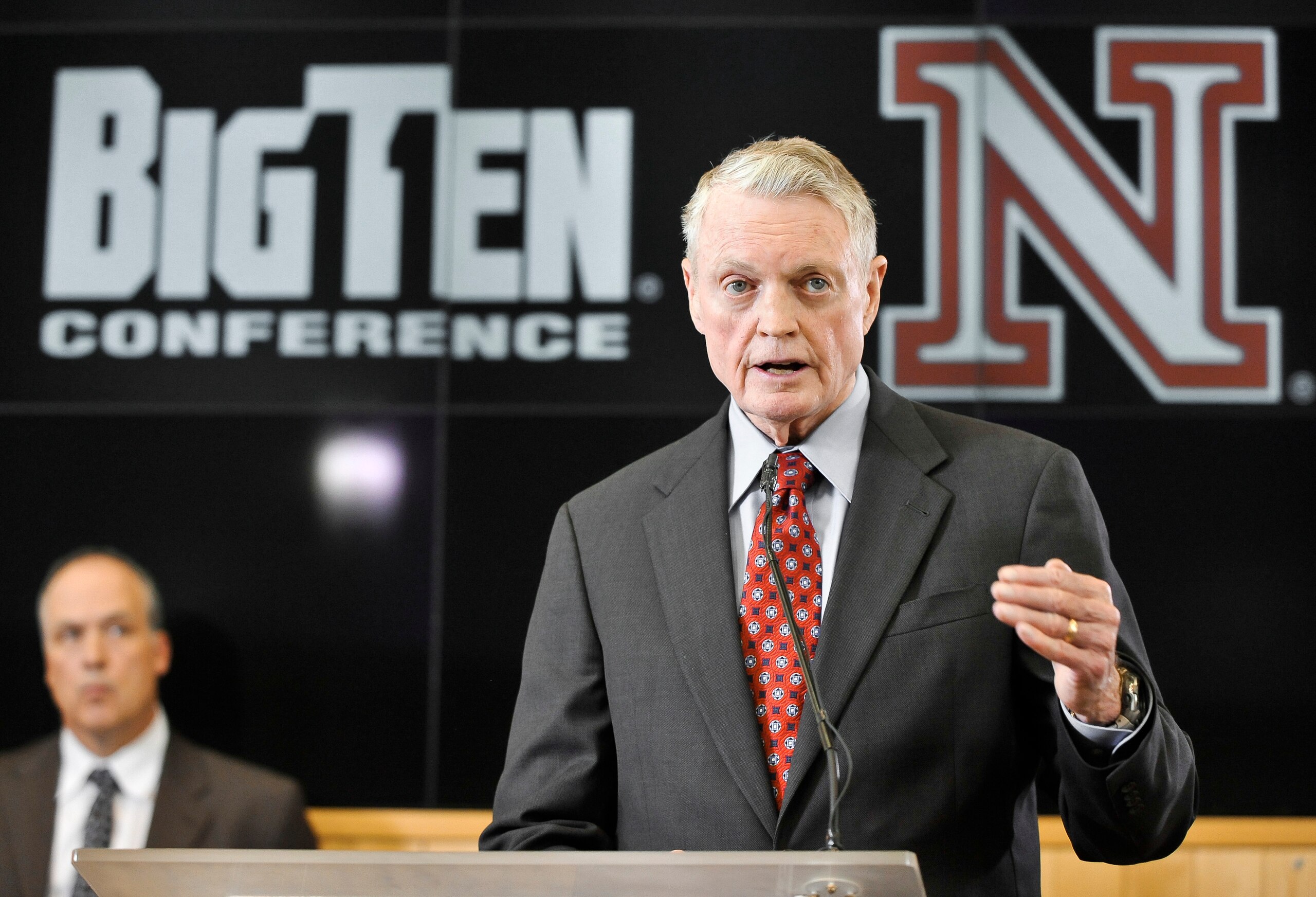 LINCOLN, NE - JUNE 11: University of Nebraska Athletic Director Tom Osbourne informs members of the media that the University of Nebraska has been accepted into the Big Ten conference June 11, 2010 in Lincoln, Nebraska. The university will begin integr LINCOLN, NE - JUNE 11: University of Nebraska Athletic Director Tom Osbourne informs members of the media that the University of Nebraska has been accepted into the Big Ten conference June 11, 2010 in Lincoln, Nebraska. The university will begin integr