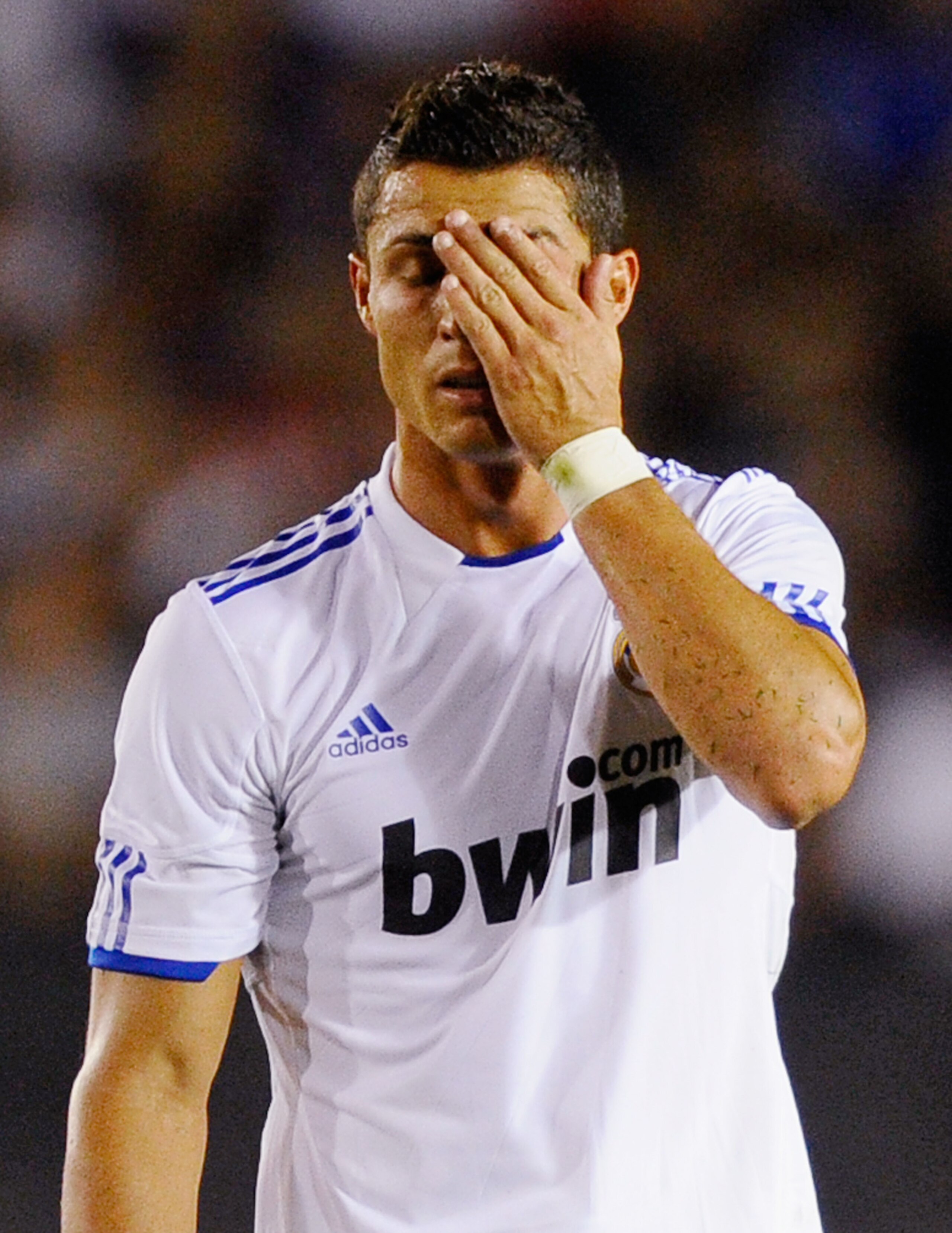 PASADENA, CA - AUGUST 07:  Cristiano Ronaldo of Real Madrid during the pre-season friendly soccer match against Los Angeles Galaxy on August 7, 2010 at the Rose Bowl in Pasadena, California. Real Madrid will travel back to Spain after the soccer match com
